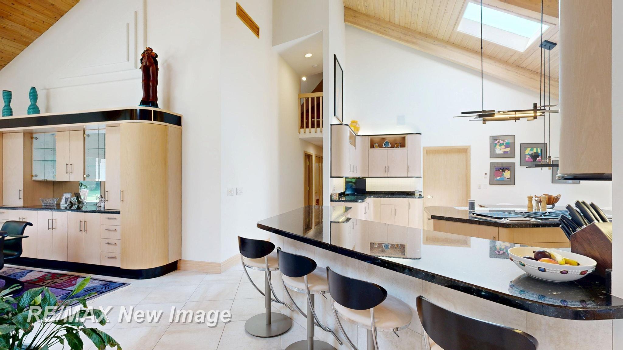 Saginaw, Michigan, 48609, United States, 3 Bedrooms Bedrooms, ,4 BathroomsBathrooms,Residential,Active,1999939