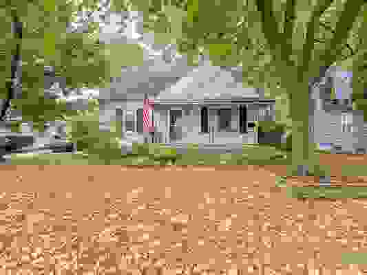 Flint, MI Homes For Sale & Real Estate | RE/MAX