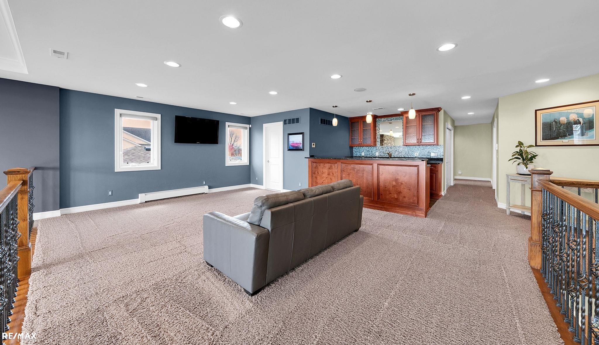 Saint Clair Shores, Michigan, 48081, United States, ,5 BathroomsBathrooms,Residential,Active,1829899