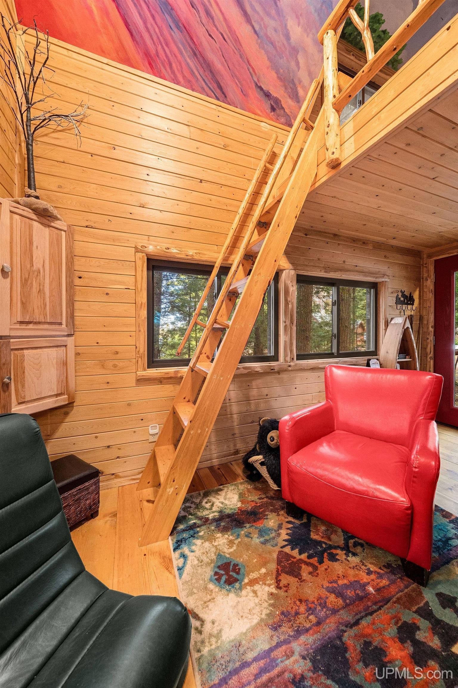 Gwinn, Michigan, 49841, United States, 3 Bedrooms Bedrooms, ,3 BathroomsBathrooms,Residential,Active,2043442