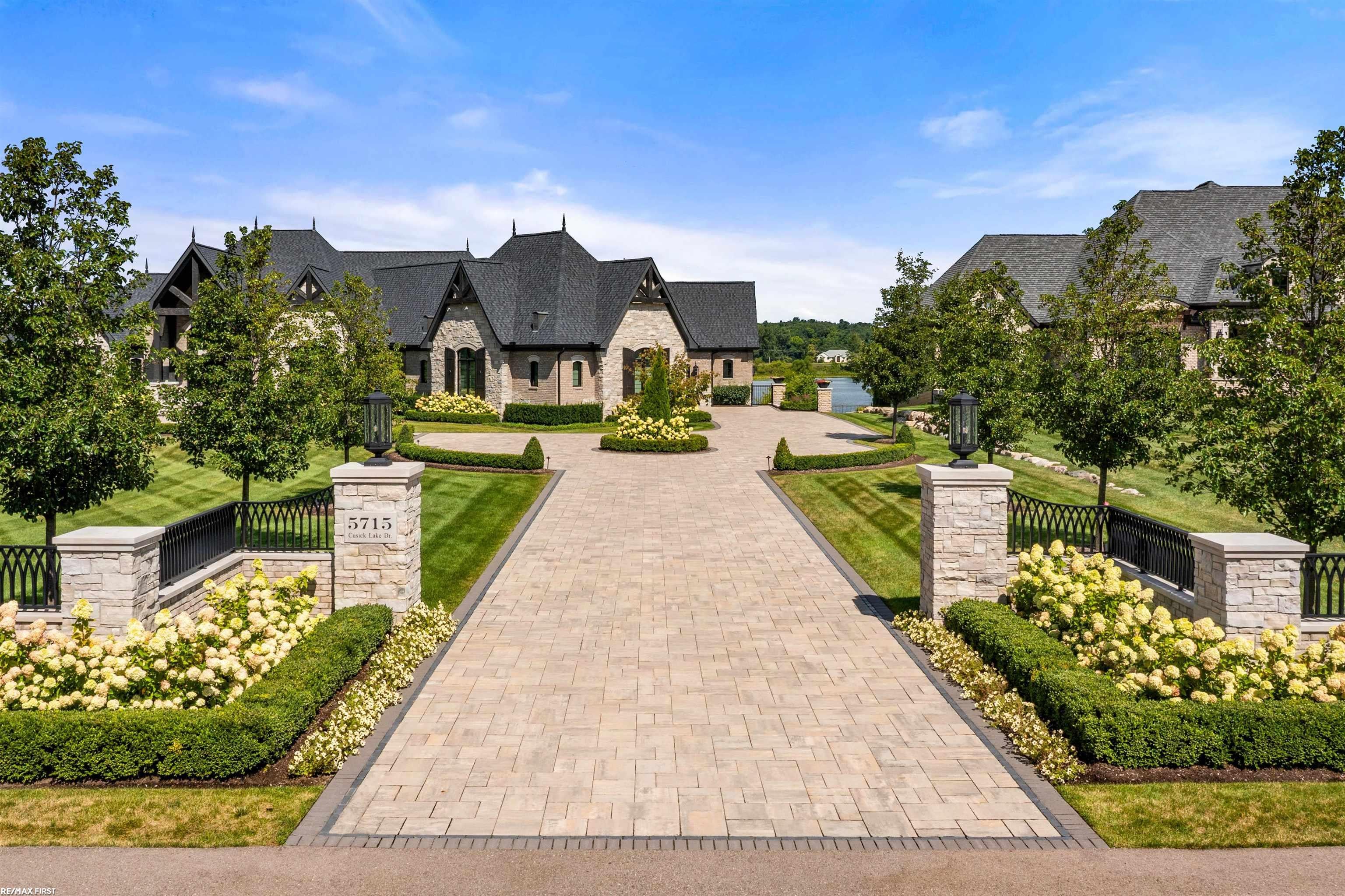 Washington, Michigan, 48095, United States, 4 Bedrooms Bedrooms, ,9 BathroomsBathrooms,Residential,Active,1945066
