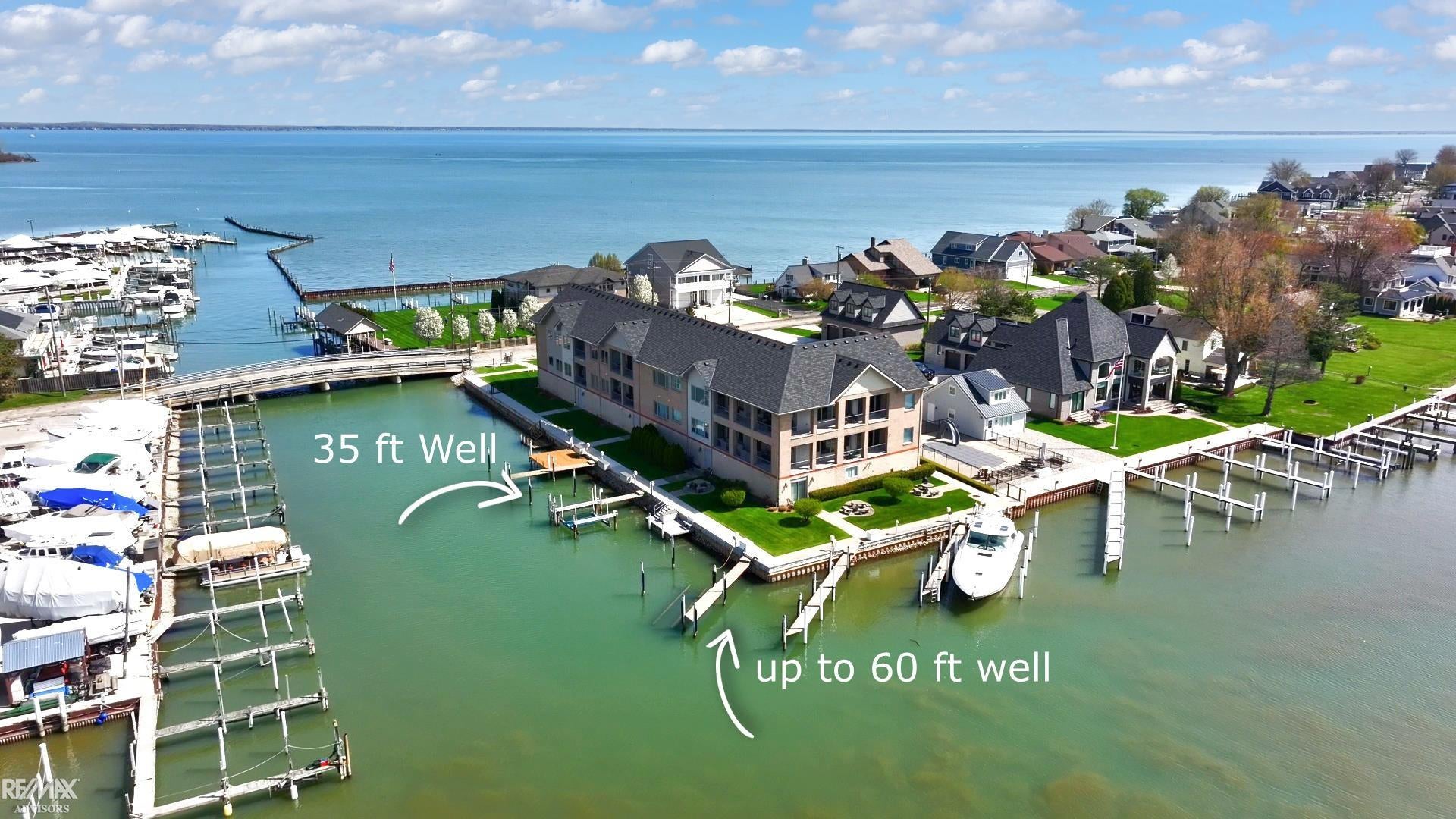 Harrison Twp, Michigan, 48045, United States, 2 Bedrooms Bedrooms, ,3 BathroomsBathrooms,Residential,Active,2042154