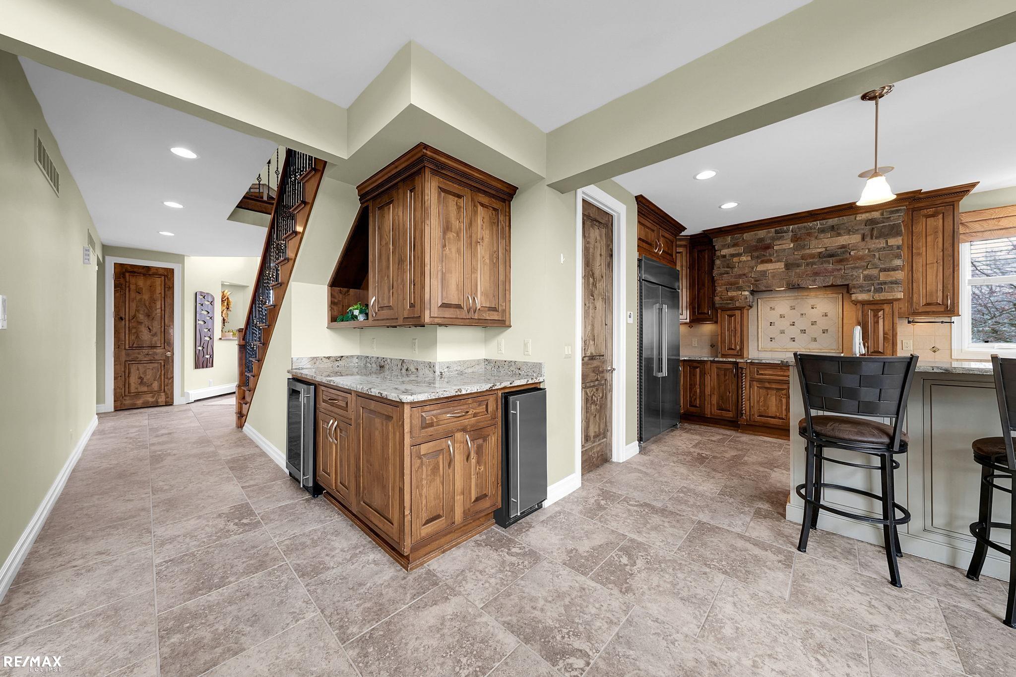 Saint Clair Shores, Michigan, 48081, United States, ,5 BathroomsBathrooms,Residential,Active,1829899