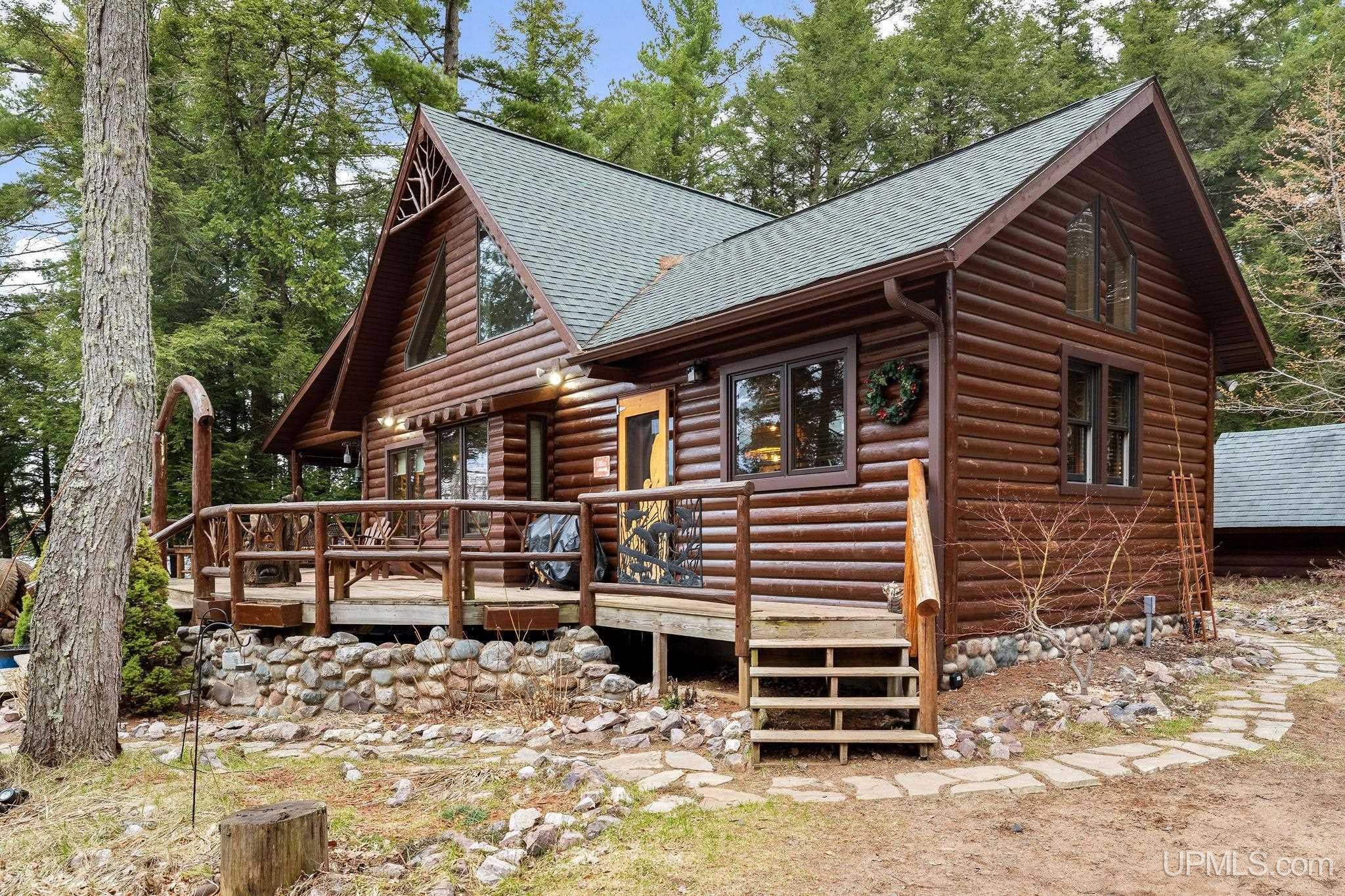 Gwinn, Michigan, 49841, United States, 3 Bedrooms Bedrooms, ,3 BathroomsBathrooms,Residential,Active,2043442