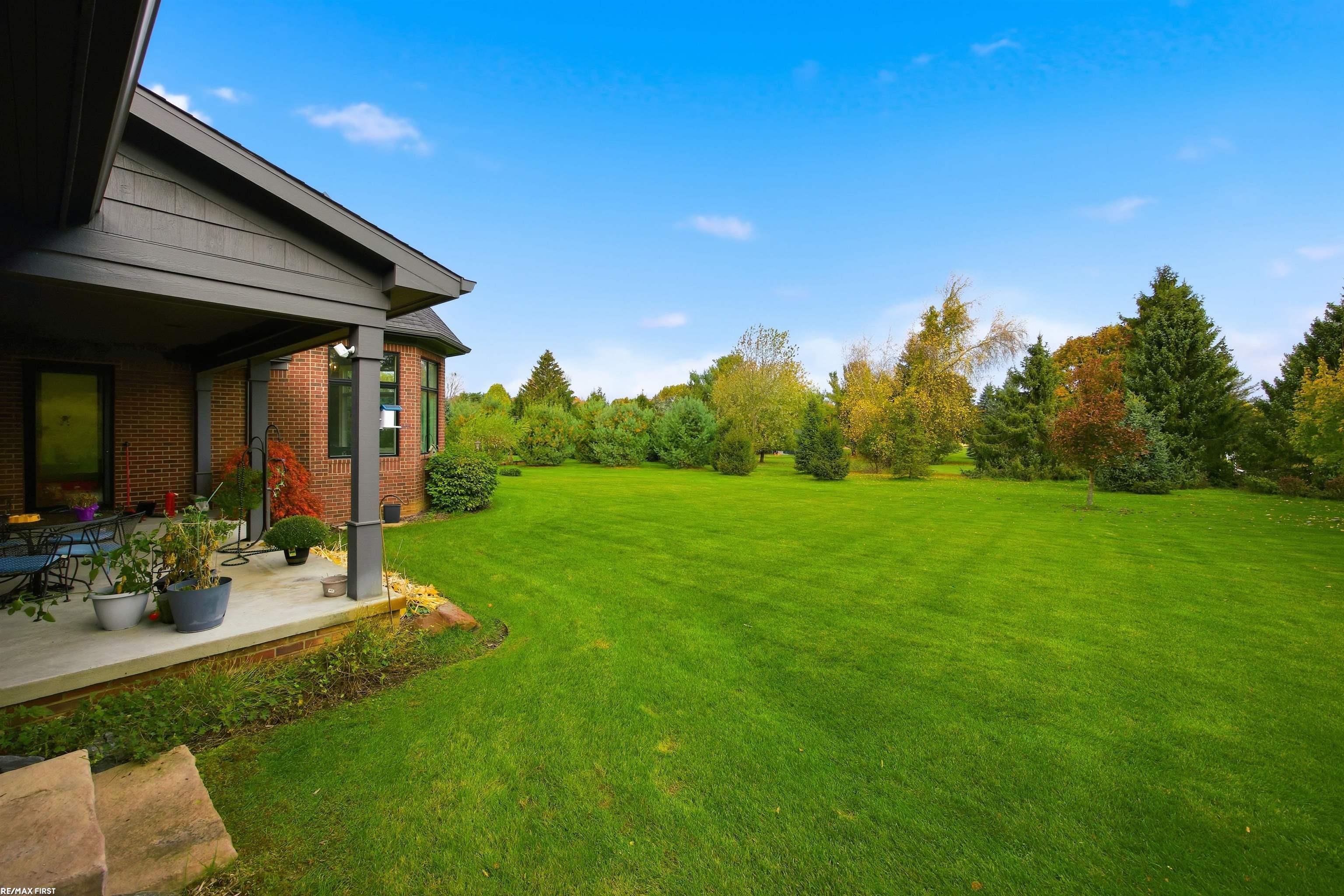 Clarkston, Michigan, 48348, United States, 5 Bedrooms Bedrooms, ,4 BathroomsBathrooms,Residential,Active,1973314