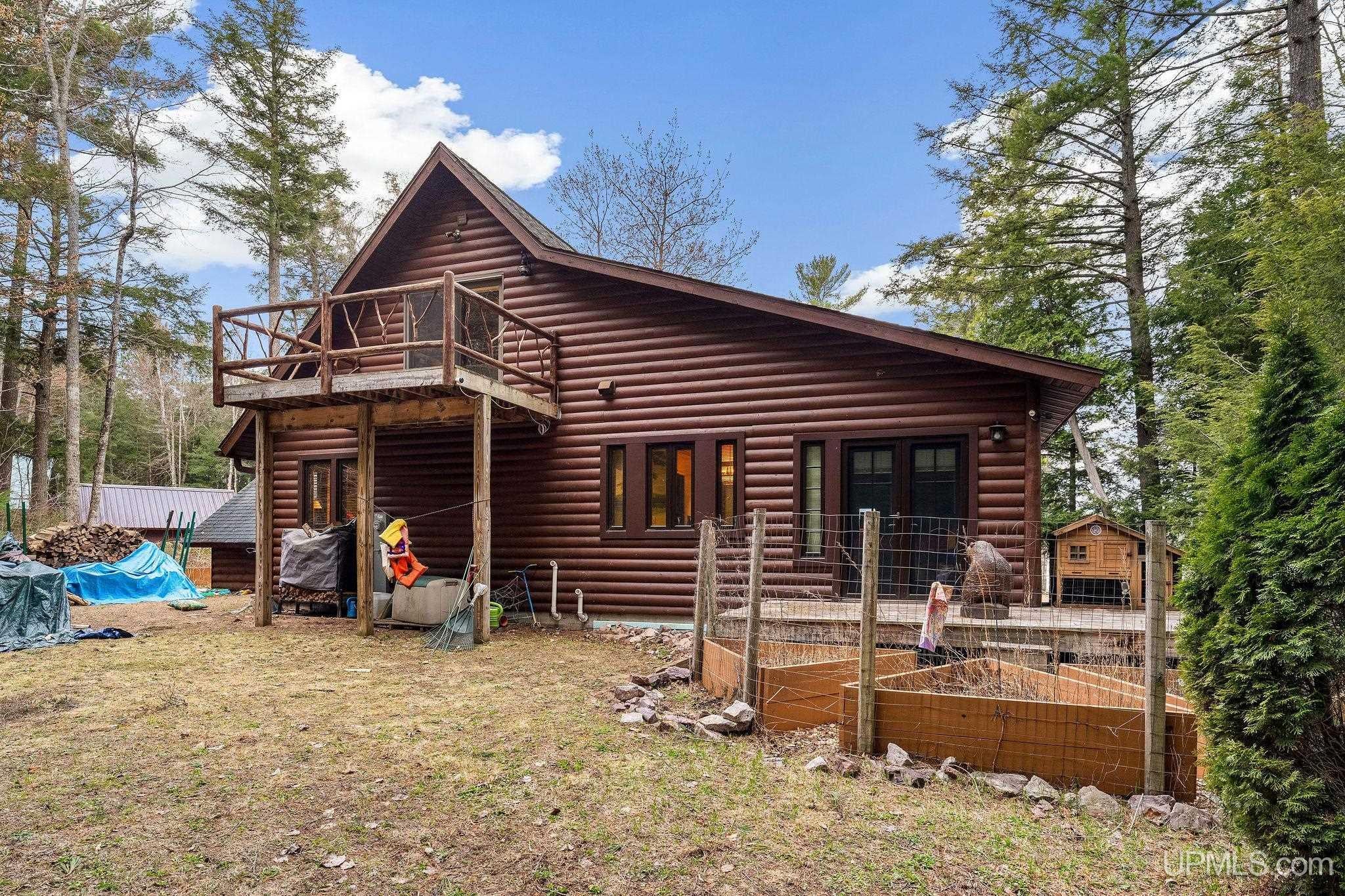 Gwinn, Michigan, 49841, United States, 3 Bedrooms Bedrooms, ,3 BathroomsBathrooms,Residential,Active,2043442