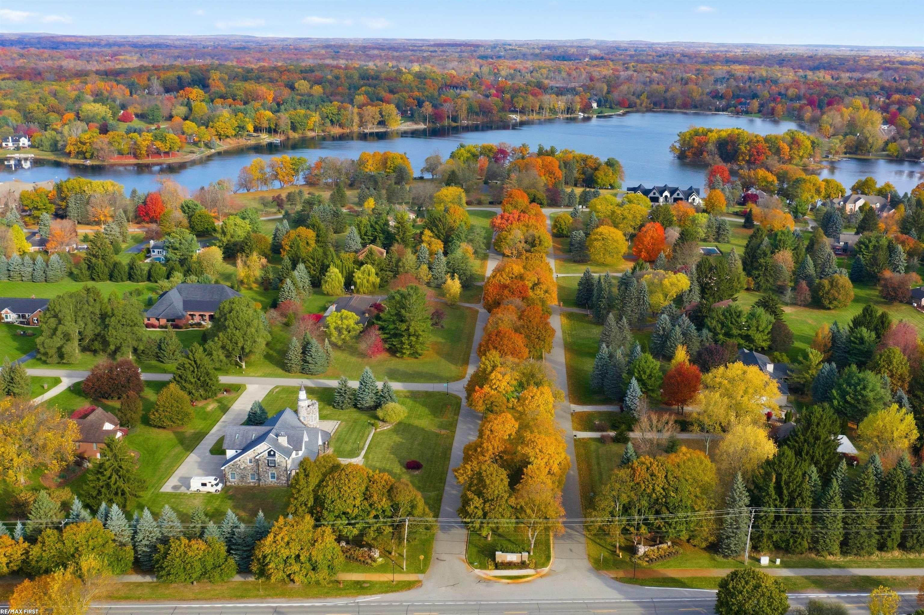 Clarkston, Michigan, 48348, United States, 5 Bedrooms Bedrooms, ,4 BathroomsBathrooms,Residential,Active,1973314