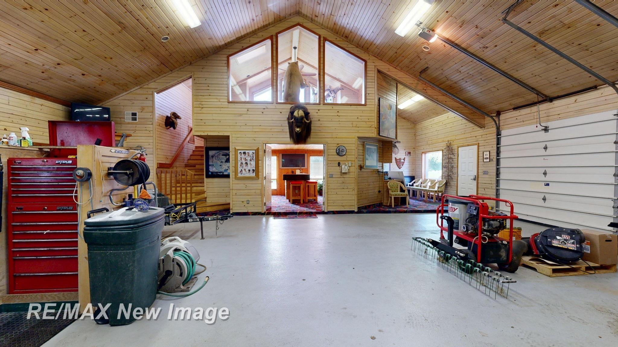 Saginaw, Michigan, 48609, United States, 3 Bedrooms Bedrooms, ,4 BathroomsBathrooms,Residential,Active,1894554