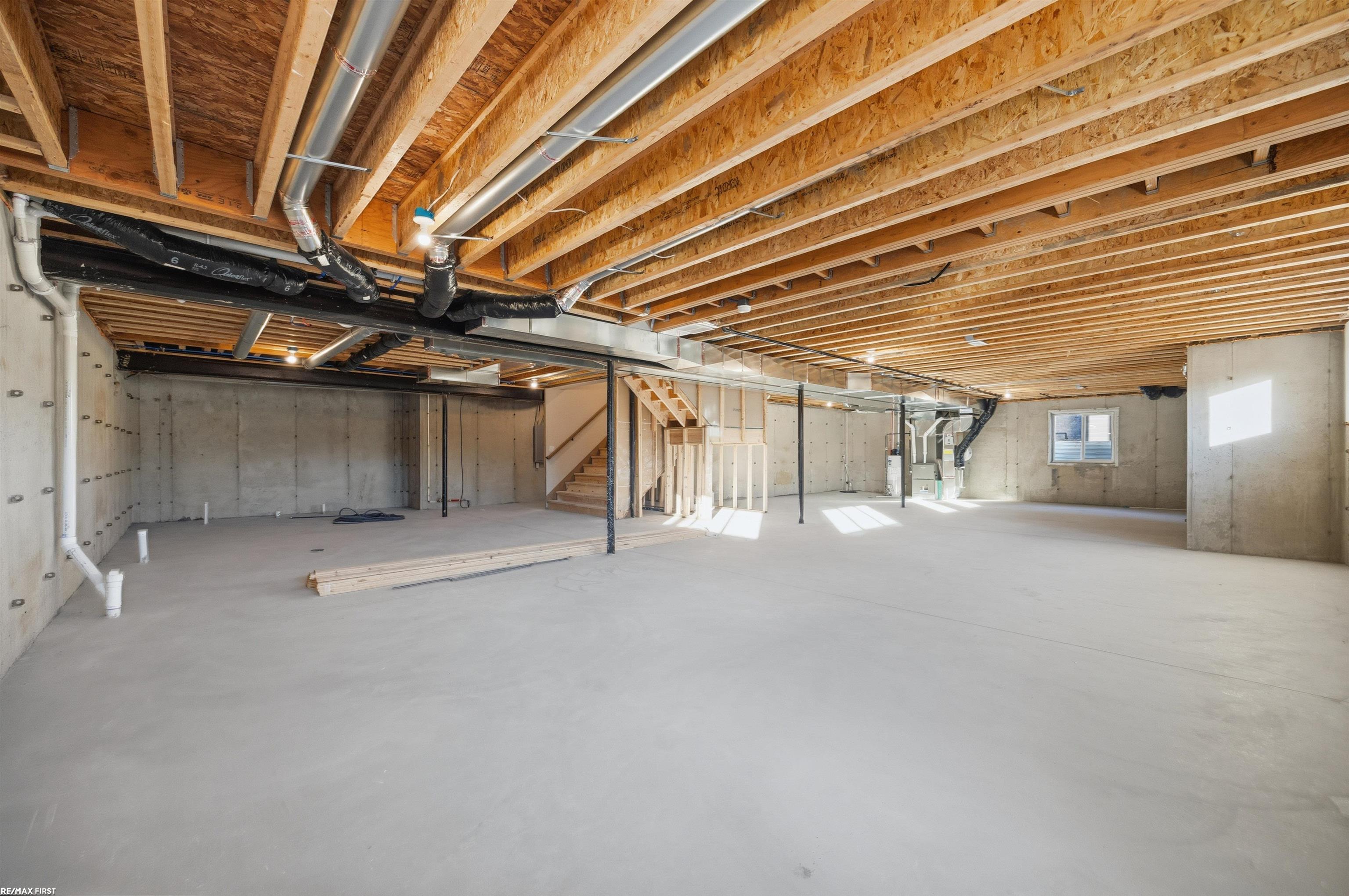 Shelby Twp, Michigan, 48315, United States, 4 Bedrooms Bedrooms, ,4 BathroomsBathrooms,Residential,Active,2009161