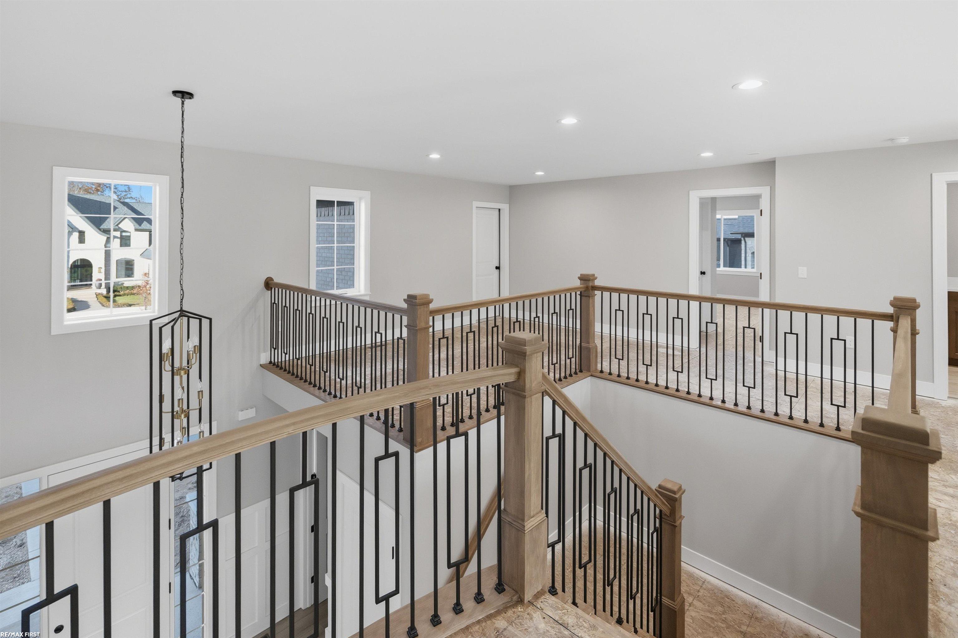 Shelby Twp, Michigan, 48315, United States, 4 Bedrooms Bedrooms, ,4 BathroomsBathrooms,Residential,Active,2009161