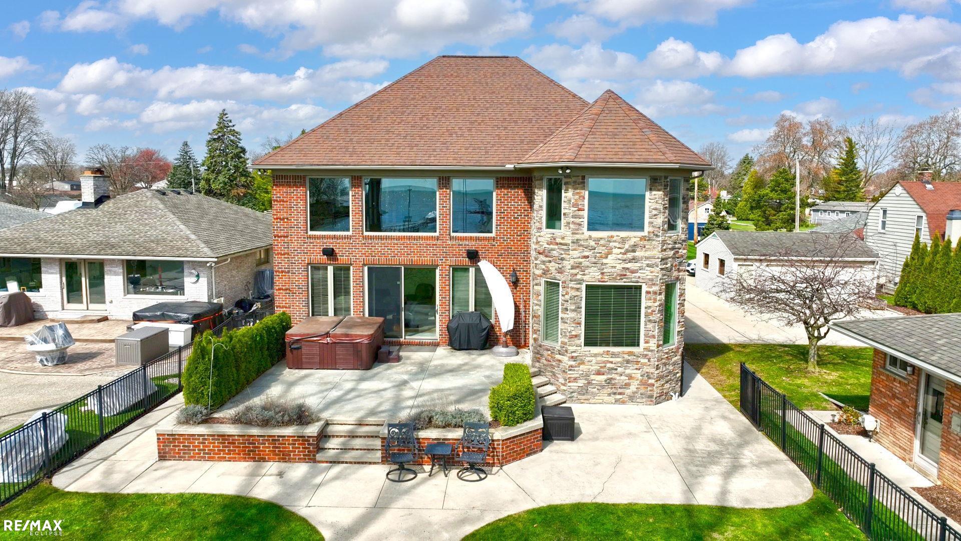 Saint Clair Shores, Michigan, 48081, United States, ,5 BathroomsBathrooms,Residential,Active,1829899