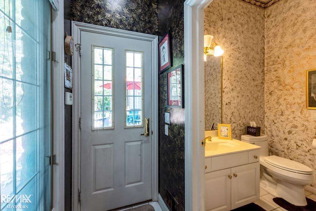 Shelby Twp, Michigan, 48315, United States, 4 Bedrooms Bedrooms, ,6 BathroomsBathrooms,Residential,Active,1926666