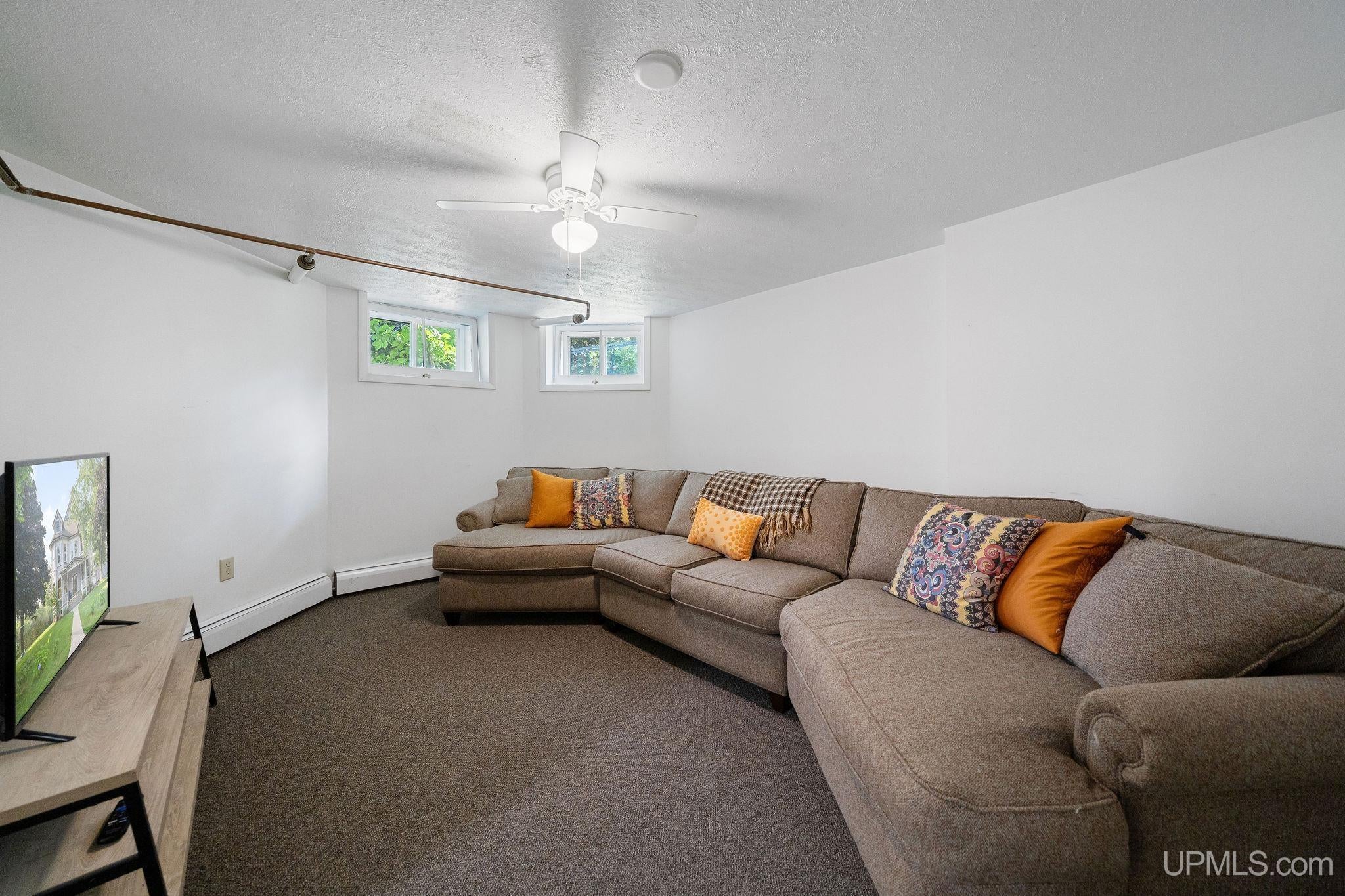 Marquette, Michigan, 49855, United States, 4 Bedrooms Bedrooms, ,4 BathroomsBathrooms,Residential,Active,1907987