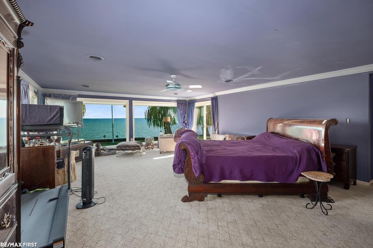 Harrison Twp, Michigan, 48045, United States, 3 Bedrooms Bedrooms, ,4 BathroomsBathrooms,Residential,Active,1965831