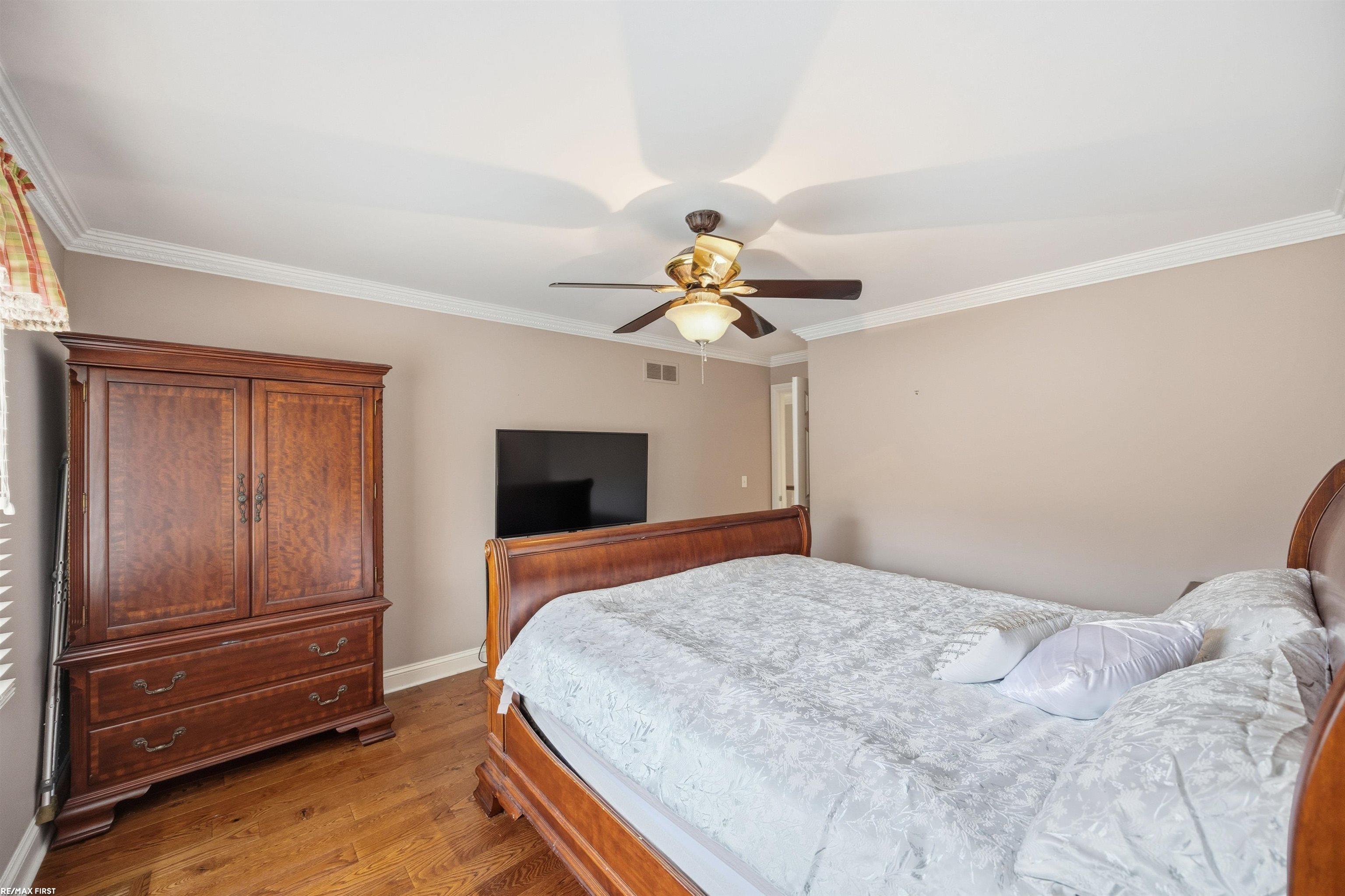 Bloomfield Hills, Michigan, 48301, United States, 5 Bedrooms Bedrooms, ,5 BathroomsBathrooms,Residential,Active,1985866