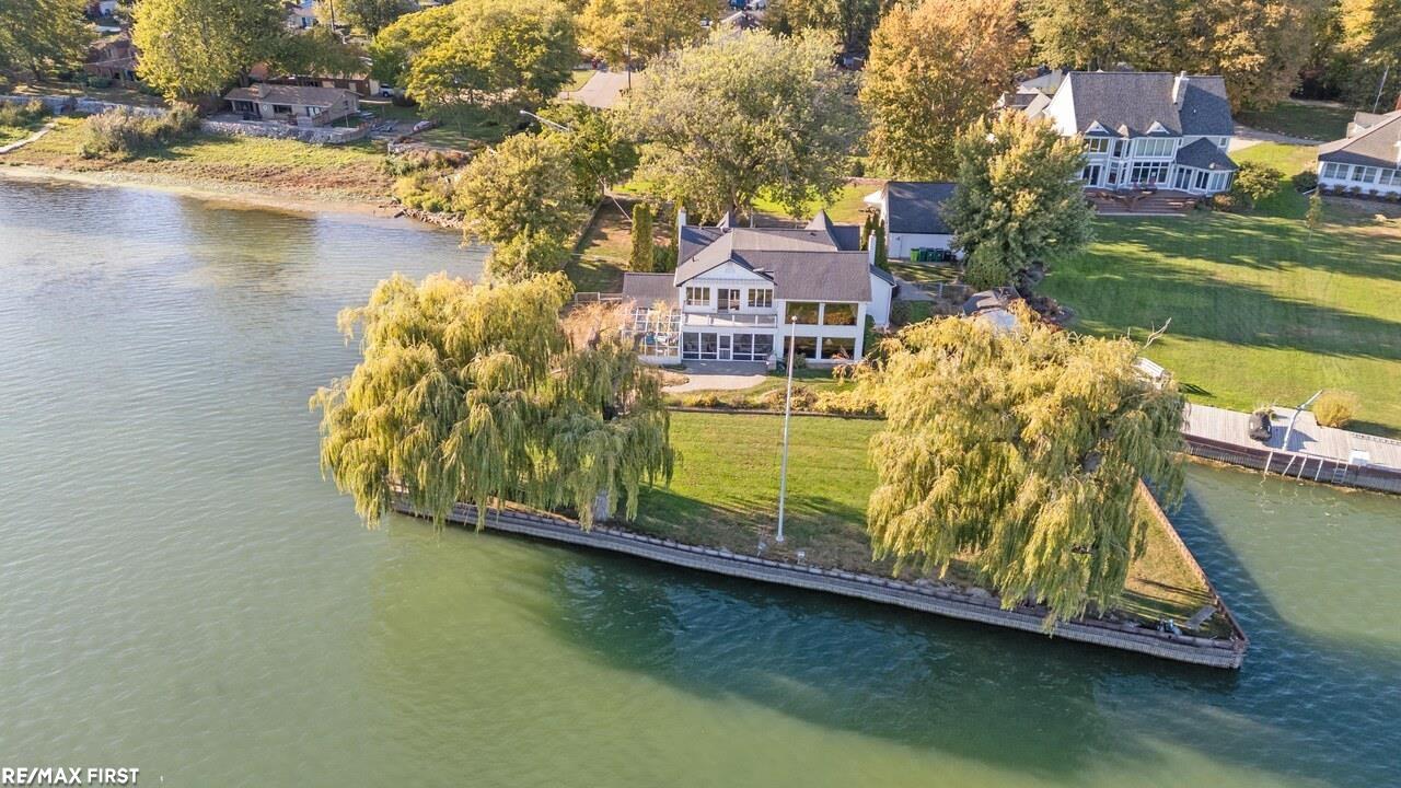 Harrison Twp, Michigan, 48045, United States, 3 Bedrooms Bedrooms, ,4 BathroomsBathrooms,Residential,Active,1965831