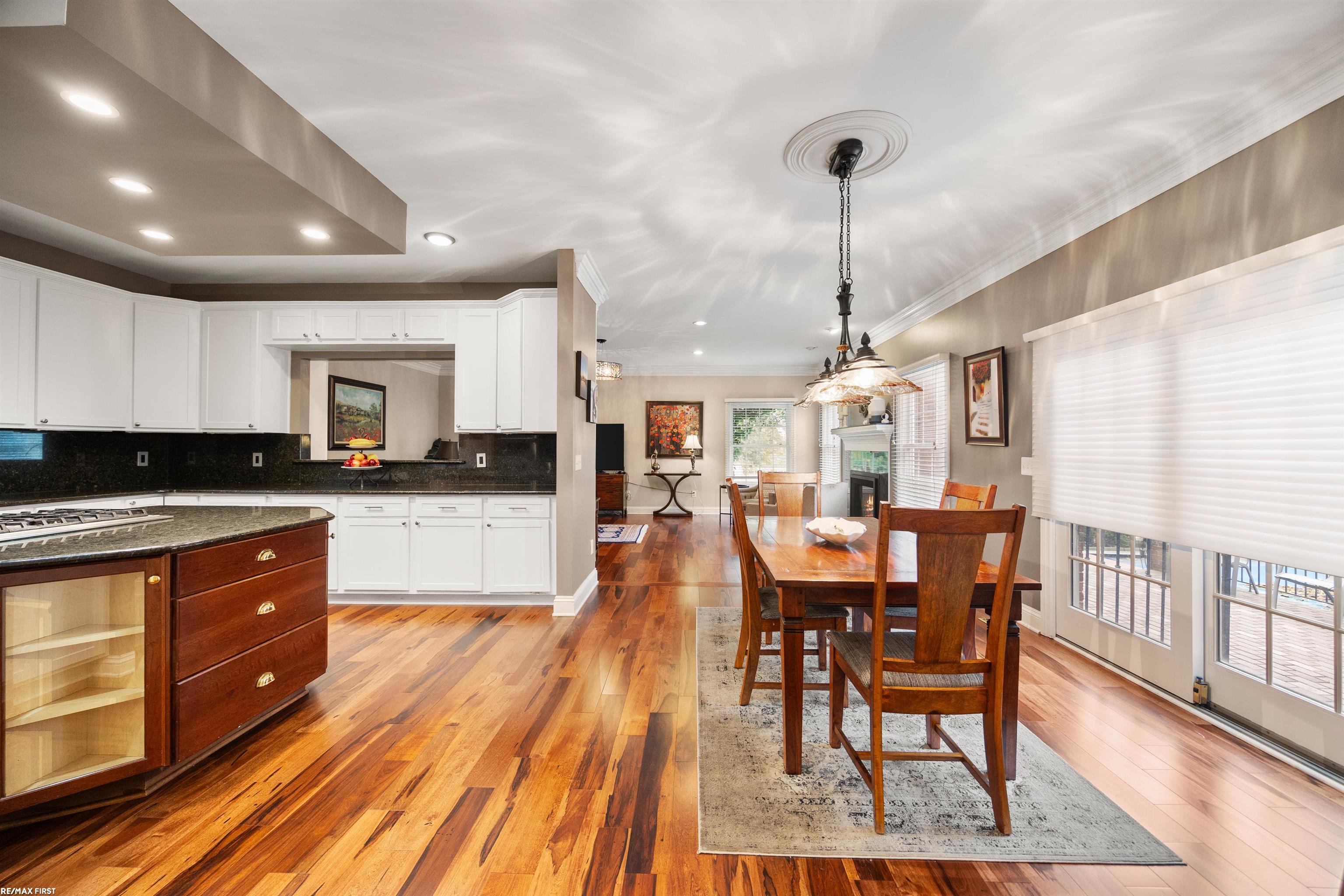 Bloomfield Hills, Michigan, 48301, United States, 5 Bedrooms Bedrooms, ,5 BathroomsBathrooms,Residential,Active,1985866