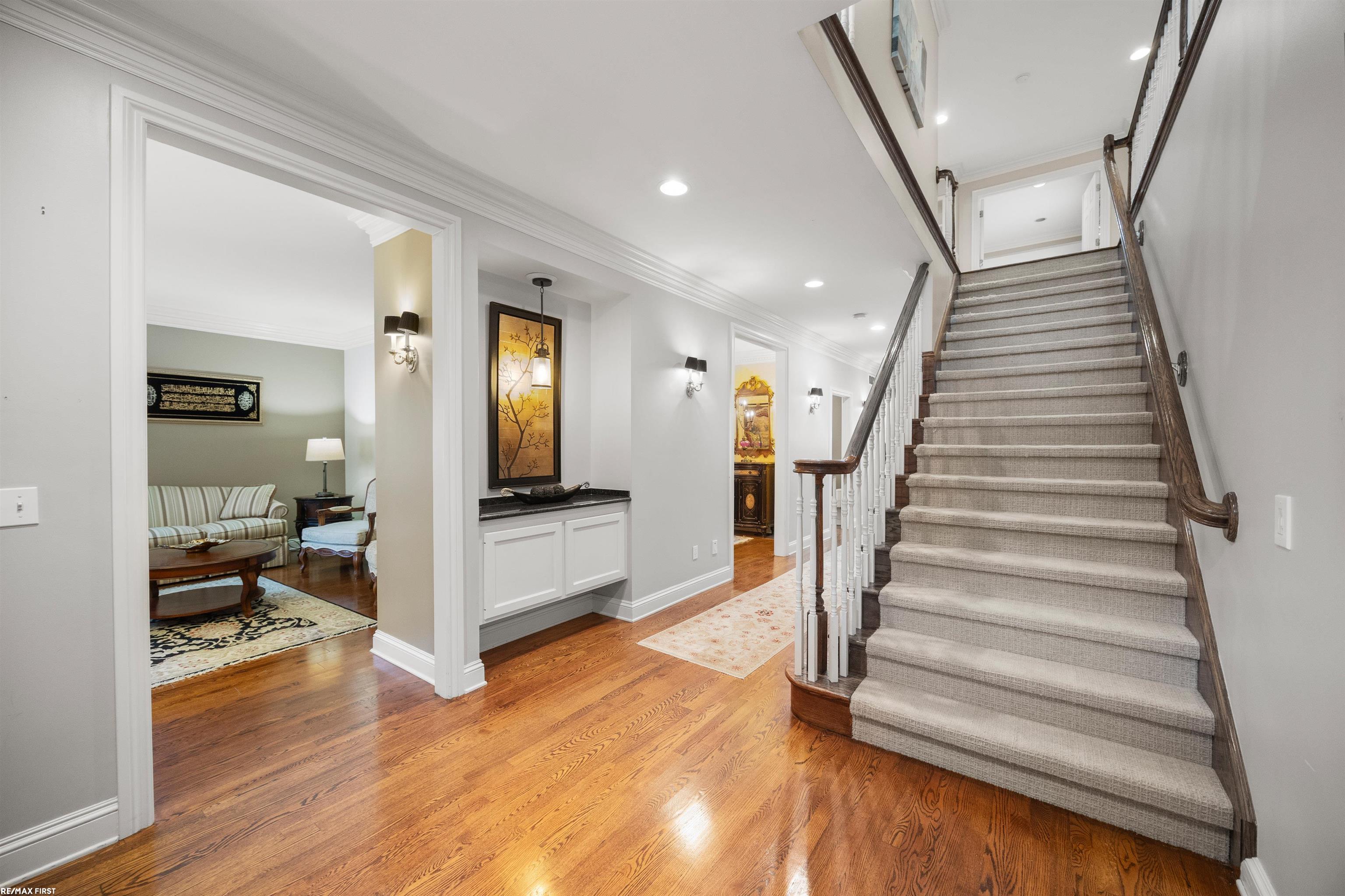 Bloomfield Hills, Michigan, 48301, United States, 5 Bedrooms Bedrooms, ,5 BathroomsBathrooms,Residential,Active,1985866