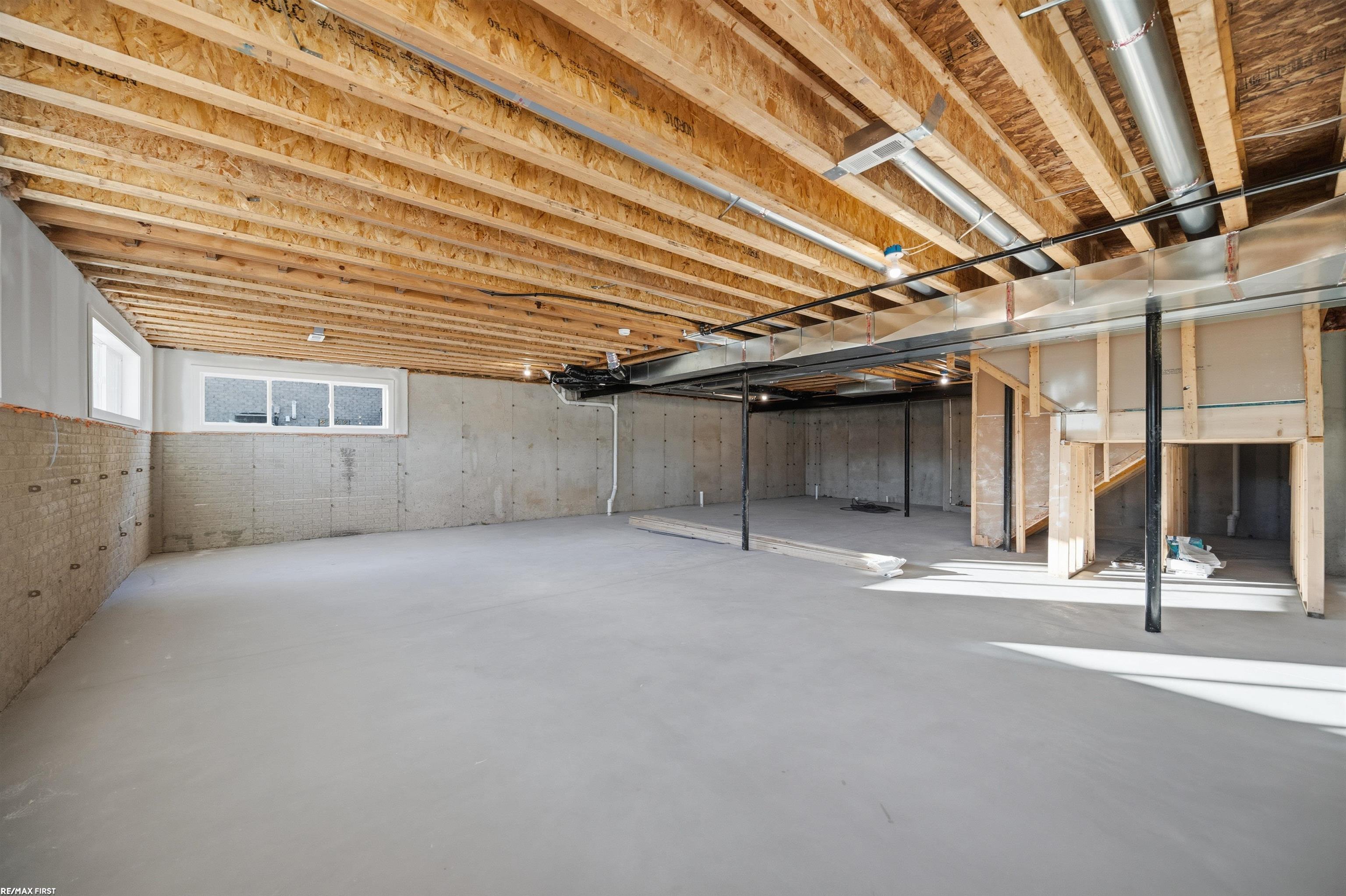 Shelby Twp, Michigan, 48315, United States, 4 Bedrooms Bedrooms, ,4 BathroomsBathrooms,Residential,Active,2009161