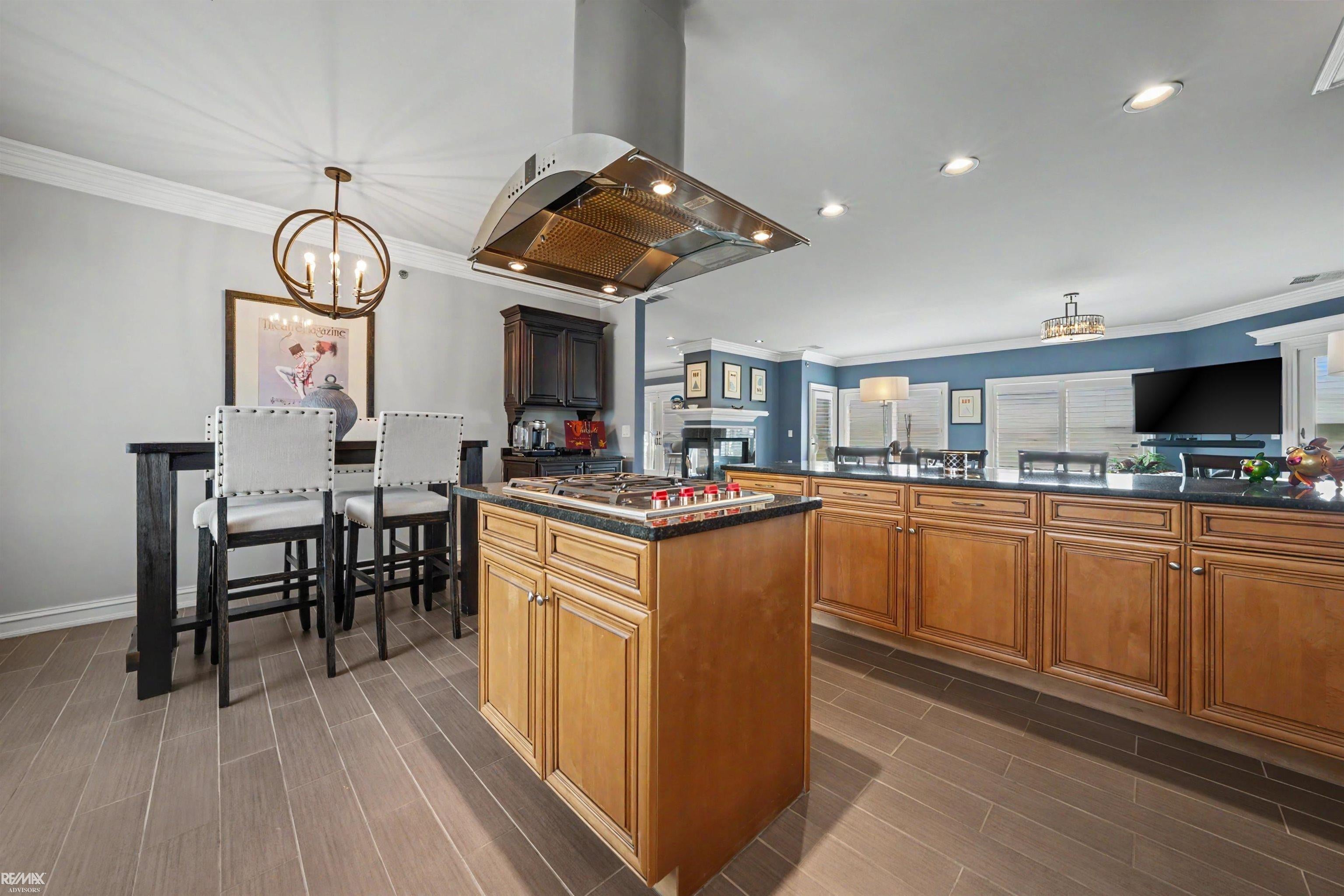 Harrison Twp, Michigan, 48045, United States, 2 Bedrooms Bedrooms, ,3 BathroomsBathrooms,Residential,Active,2042154