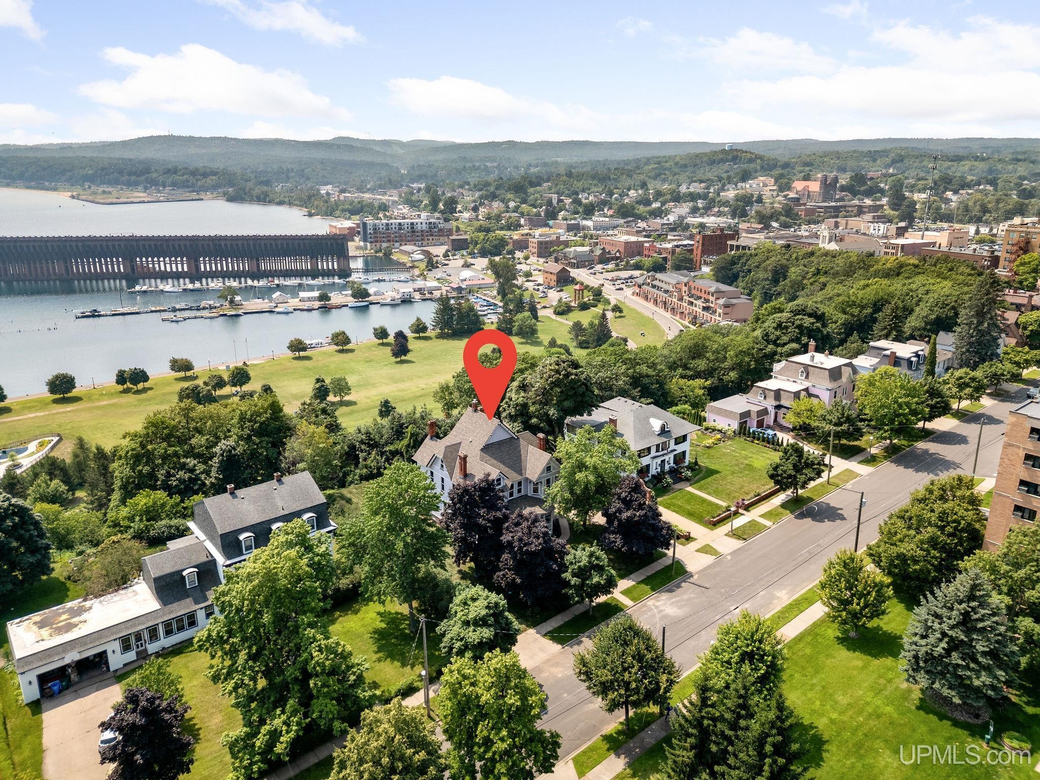 Marquette, Michigan, 49855, United States, 4 Bedrooms Bedrooms, ,4 BathroomsBathrooms,Residential,Active,1907987