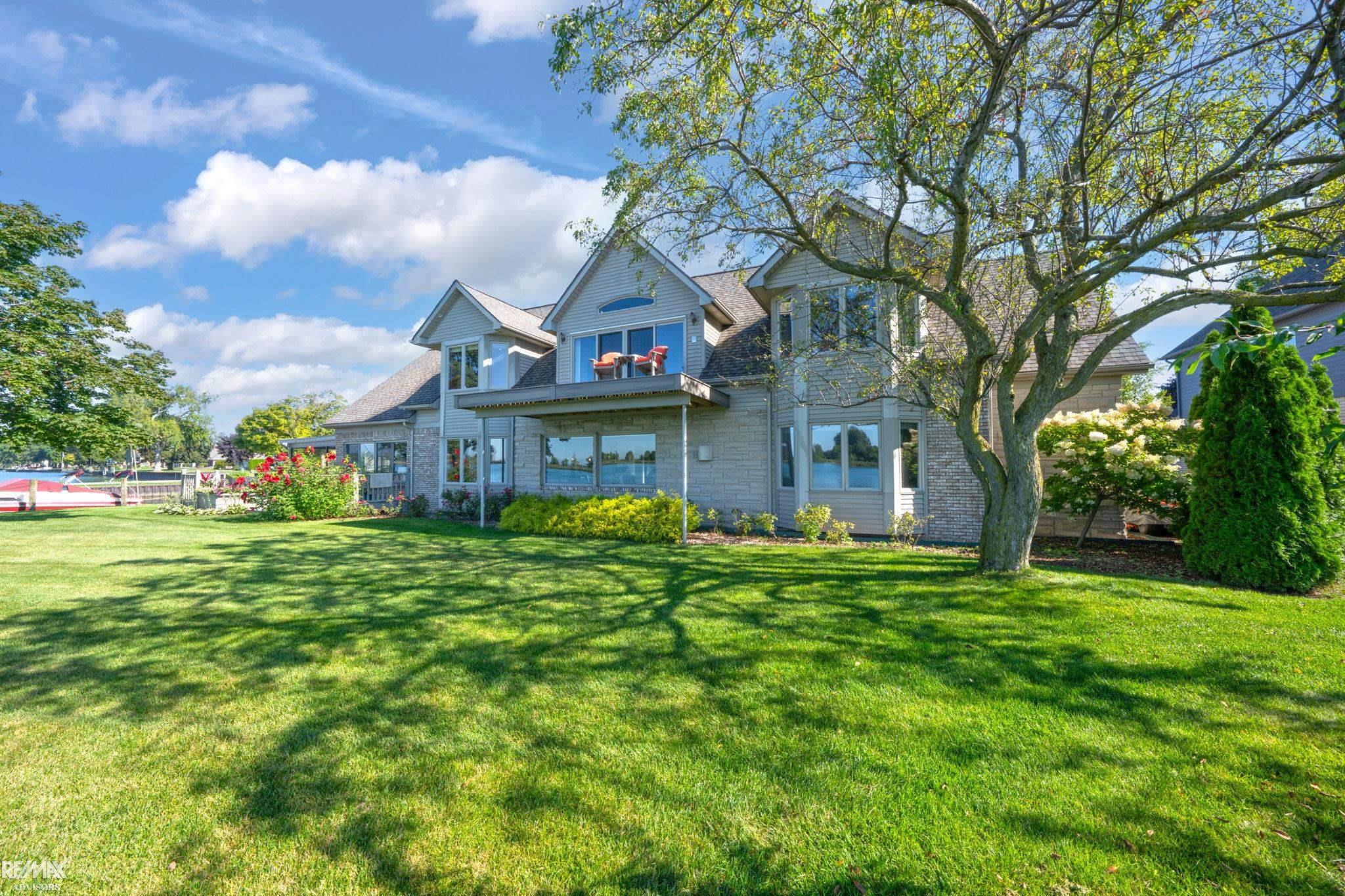 Algonac, Michigan, 48001, United States, 3 Bedrooms Bedrooms, ,3 BathroomsBathrooms,Residential,Active,1929662