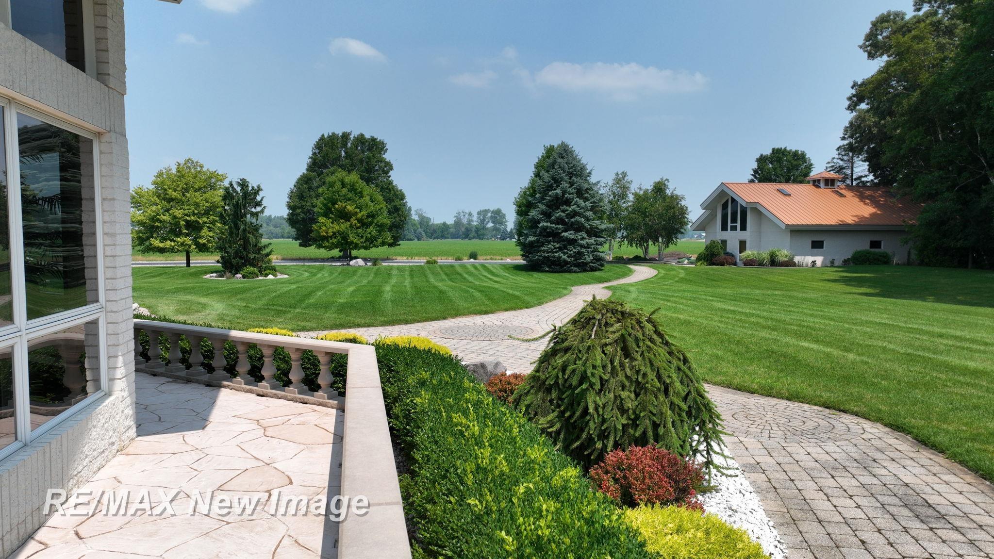Saginaw, Michigan, 48609, United States, 3 Bedrooms Bedrooms, ,4 BathroomsBathrooms,Residential,Active,1894554