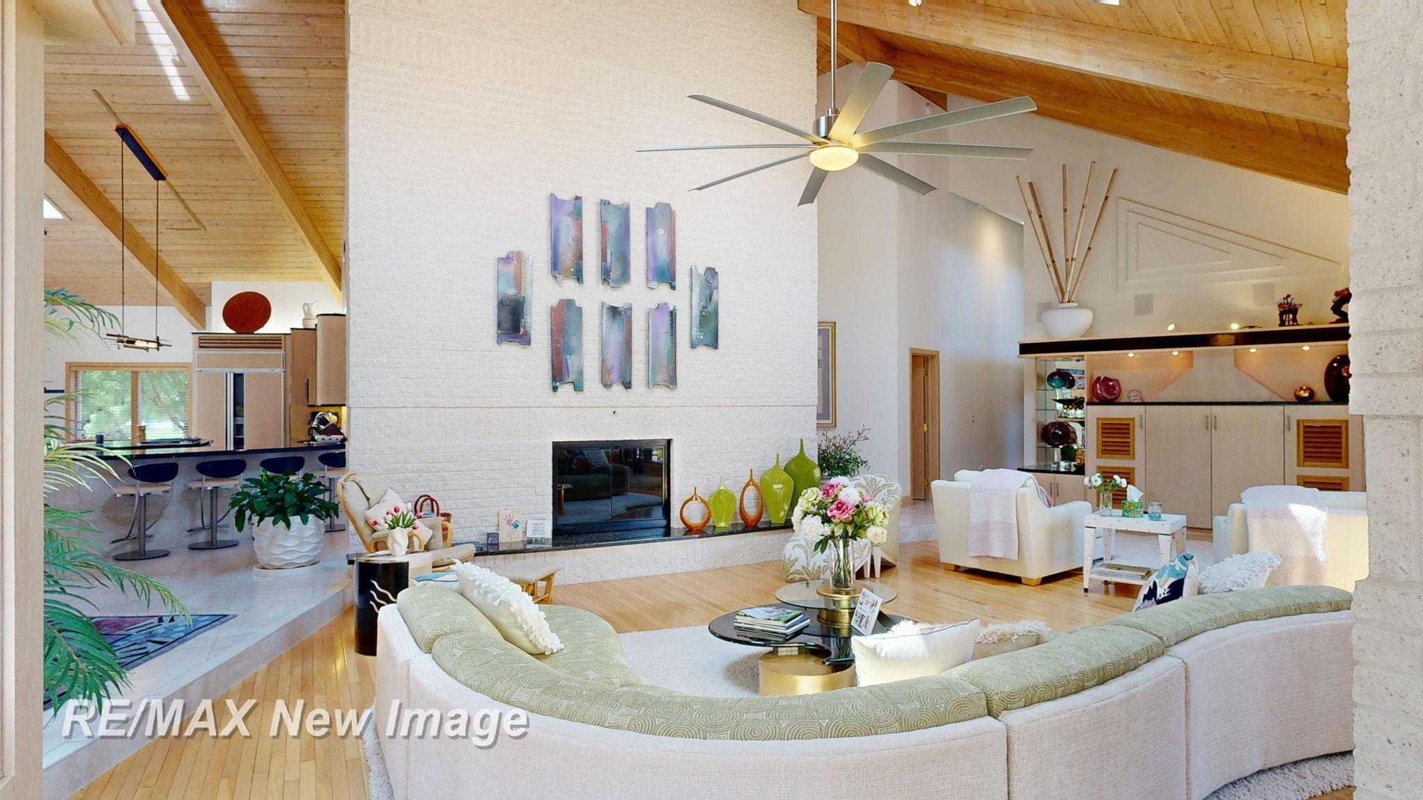 Saginaw, Michigan, 48609, United States, 3 Bedrooms Bedrooms, ,4 BathroomsBathrooms,Residential,Active,1999939