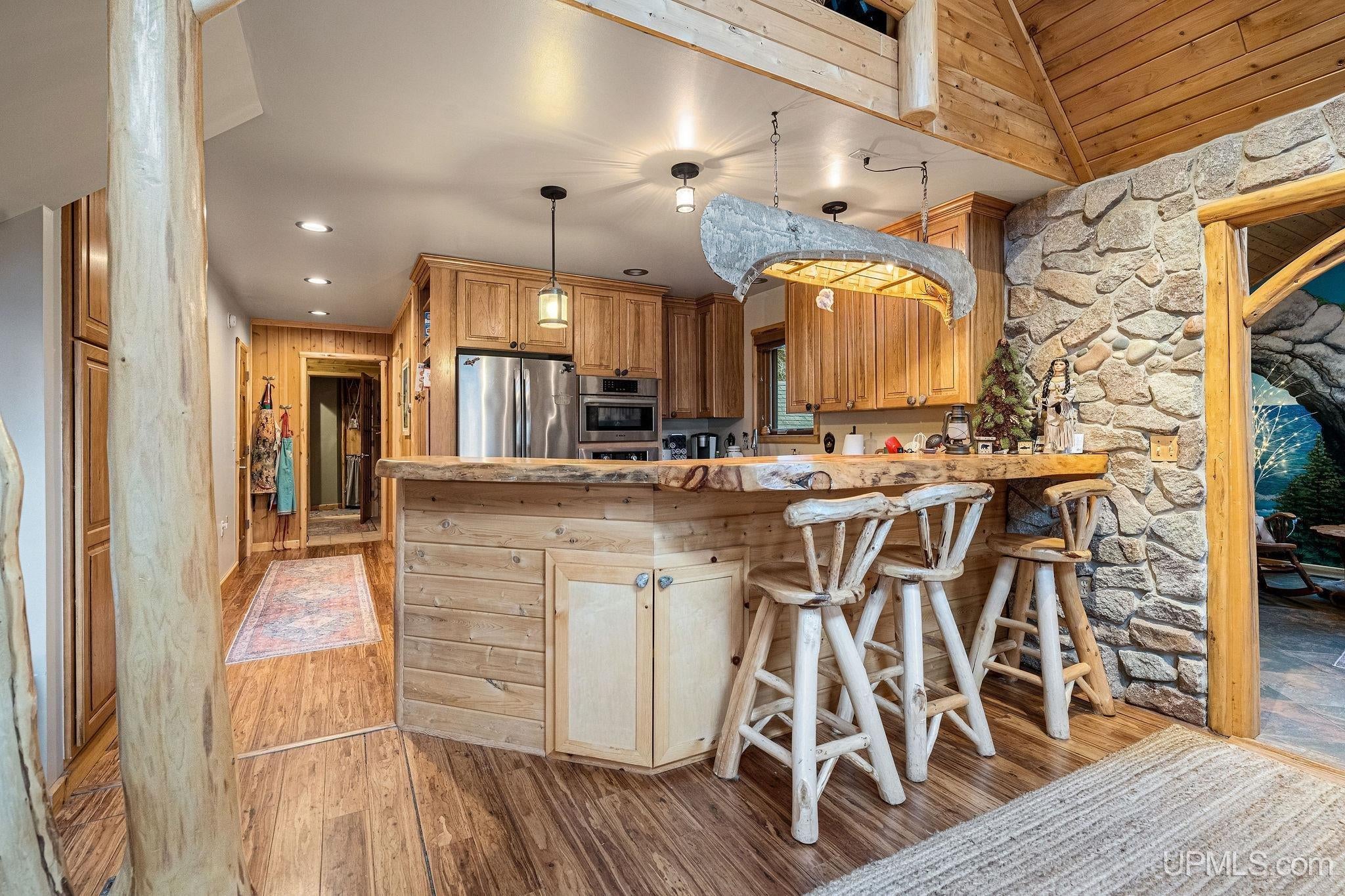 Gwinn, Michigan, 49841, United States, 3 Bedrooms Bedrooms, ,3 BathroomsBathrooms,Residential,Active,2043442
