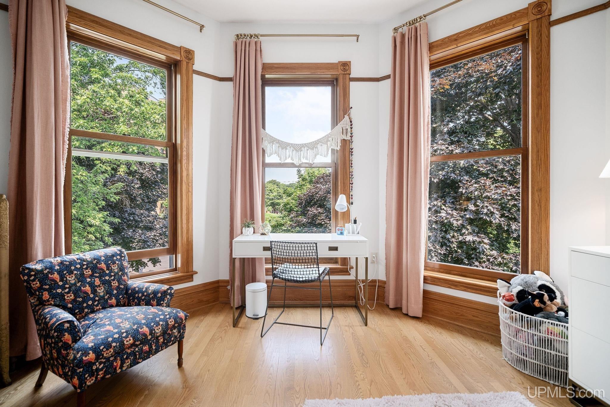 Marquette, Michigan, 49855, United States, 4 Bedrooms Bedrooms, ,4 BathroomsBathrooms,Residential,Active,1907987