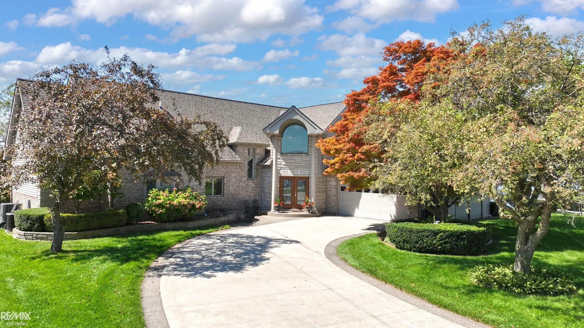 Algonac, Michigan, 48001, United States, 3 Bedrooms Bedrooms, ,3 BathroomsBathrooms,Residential,Active,1929662