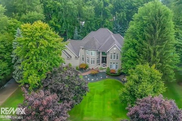 Shelby Twp, Michigan, 48315, United States, 4 Bedrooms Bedrooms, ,6 BathroomsBathrooms,Residential,Active,1926666