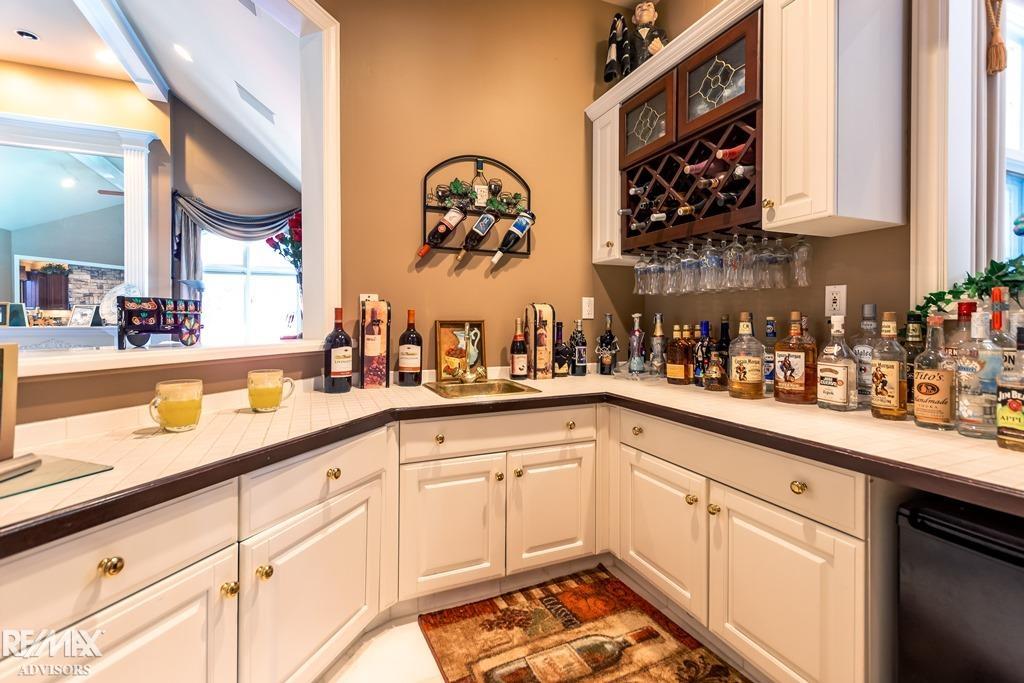 Shelby Twp, Michigan, 48315, United States, 4 Bedrooms Bedrooms, ,6 BathroomsBathrooms,Residential,Active,1926666