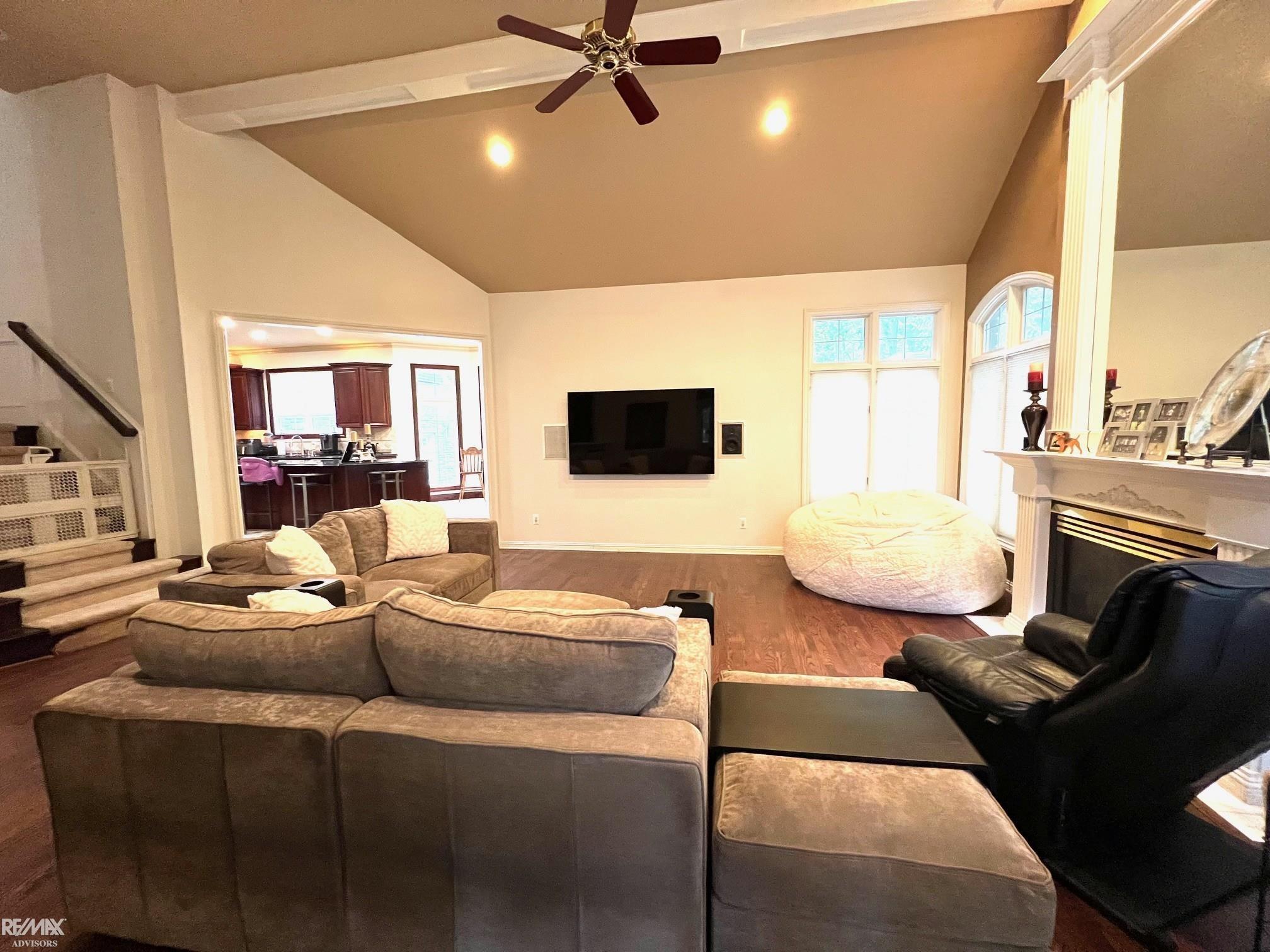 Shelby Twp, Michigan, 48315, United States, 4 Bedrooms Bedrooms, ,6 BathroomsBathrooms,Residential,Active,1926666