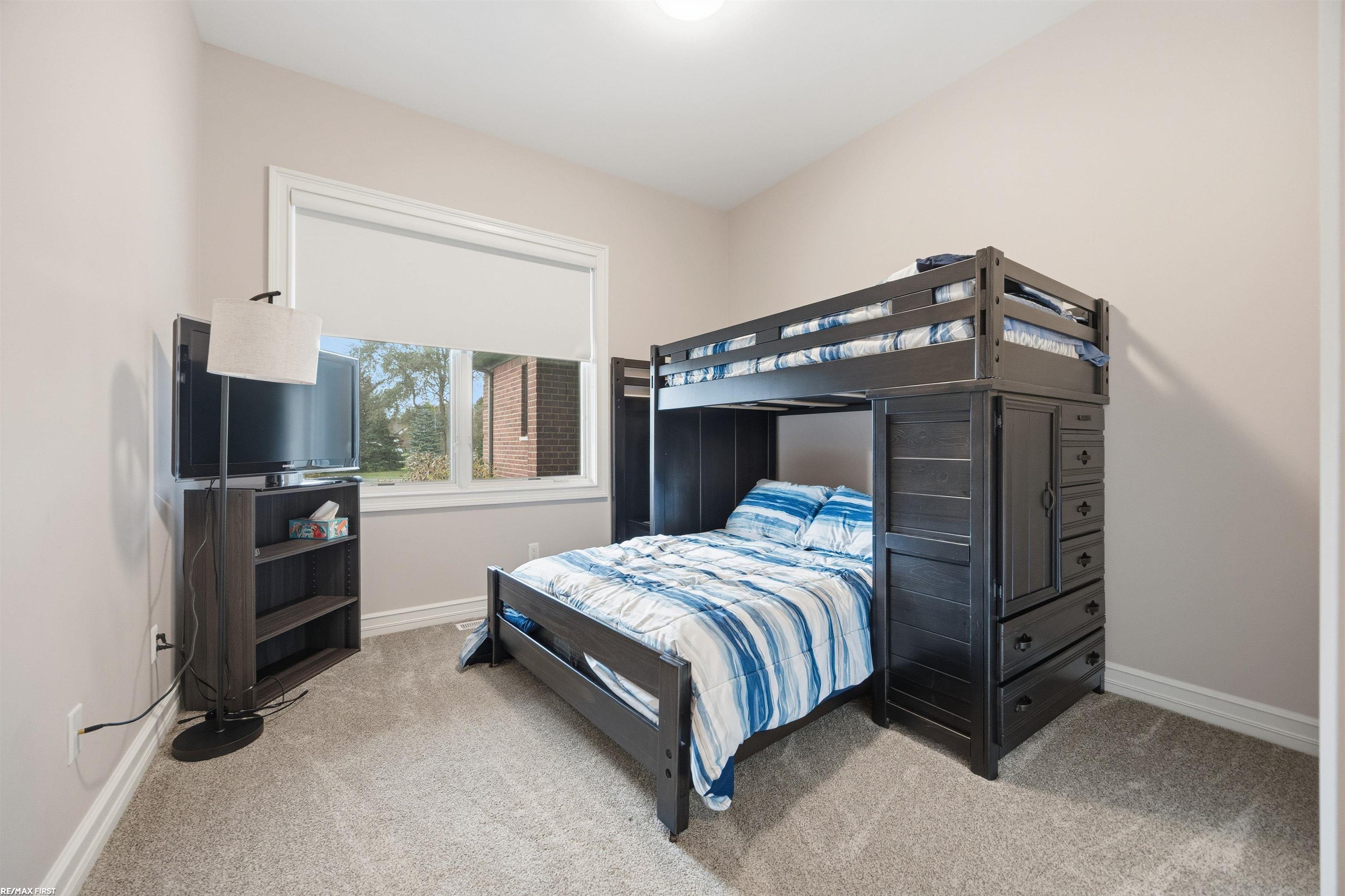 Clarkston, Michigan, 48348, United States, 5 Bedrooms Bedrooms, ,4 BathroomsBathrooms,Residential,Active,1973314