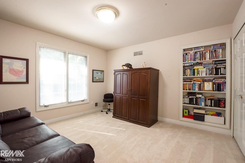 Shelby Twp, Michigan, 48315, United States, 4 Bedrooms Bedrooms, ,6 BathroomsBathrooms,Residential,Active,1926666