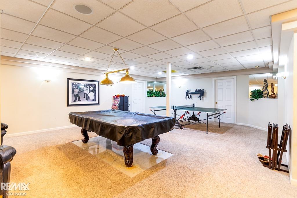 Shelby Twp, Michigan, 48315, United States, 4 Bedrooms Bedrooms, ,6 BathroomsBathrooms,Residential,Active,1926666