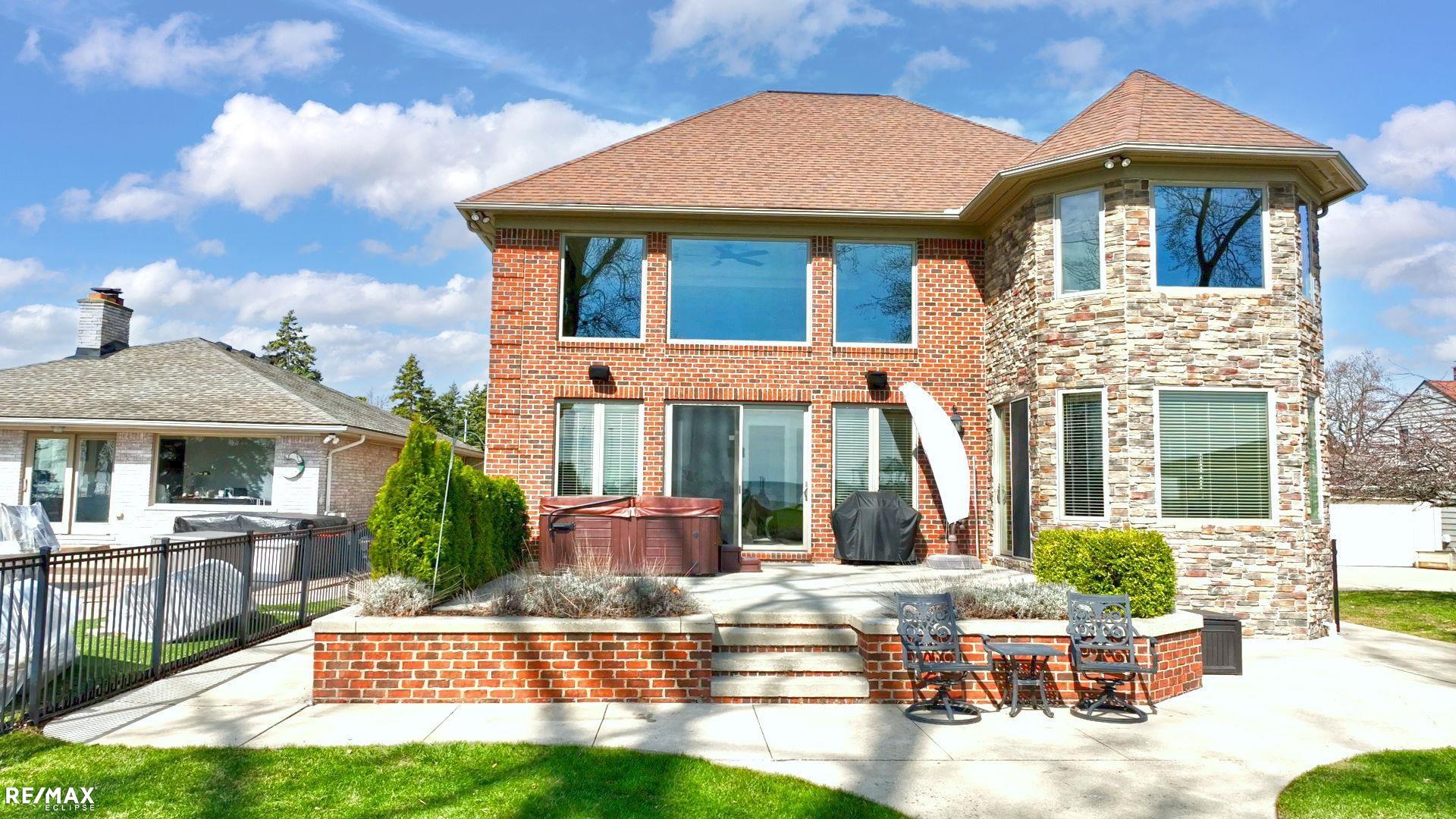 Saint Clair Shores, Michigan, 48081, United States, ,5 BathroomsBathrooms,Residential,Active,1829899