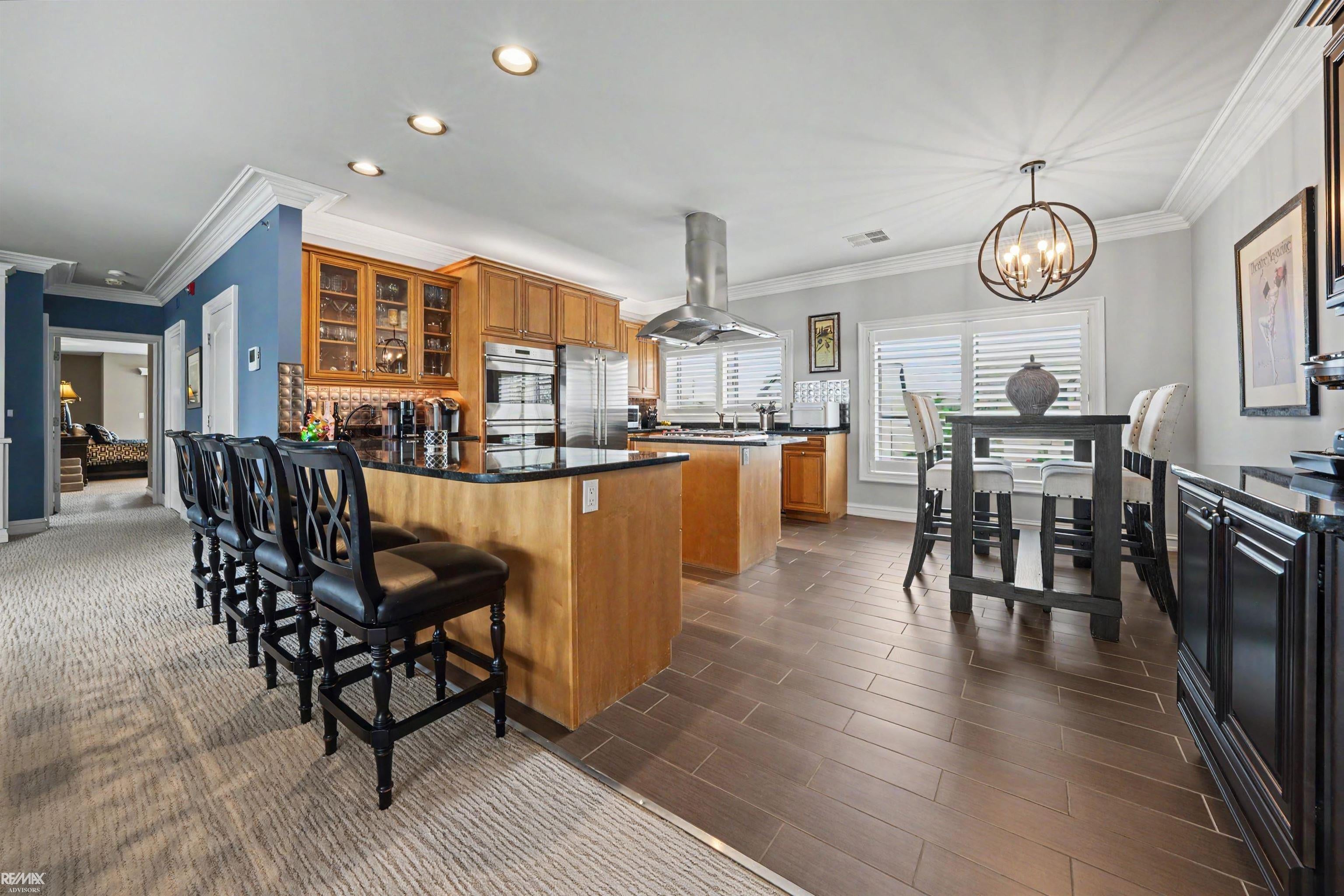 Harrison Twp, Michigan, 48045, United States, 2 Bedrooms Bedrooms, ,3 BathroomsBathrooms,Residential,Active,2042154
