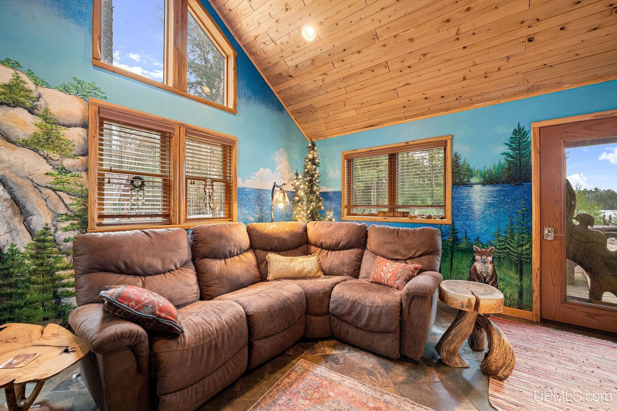 Gwinn, Michigan, 49841, United States, 3 Bedrooms Bedrooms, ,3 BathroomsBathrooms,Residential,Active,2043442