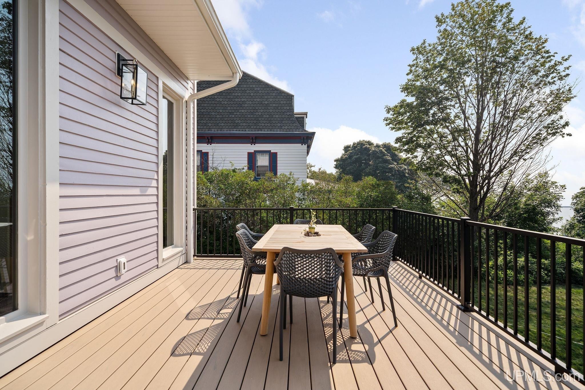 Marquette, Michigan, 49855, United States, 4 Bedrooms Bedrooms, ,4 BathroomsBathrooms,Residential,Active,1907987