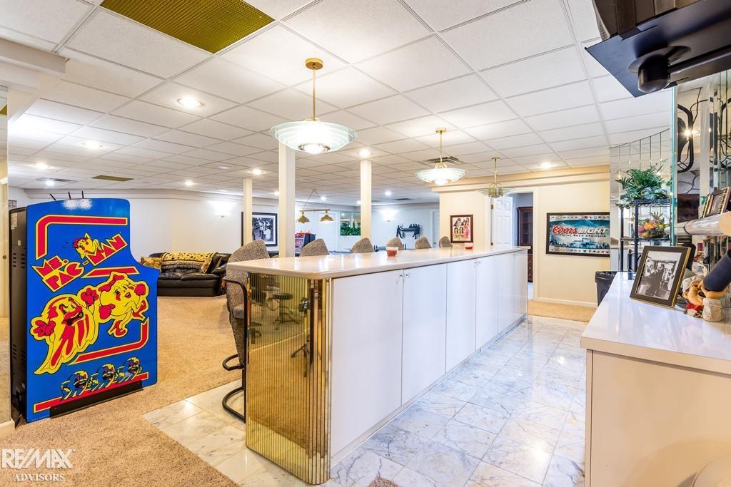 Shelby Twp, Michigan, 48315, United States, 4 Bedrooms Bedrooms, ,6 BathroomsBathrooms,Residential,Active,1926666