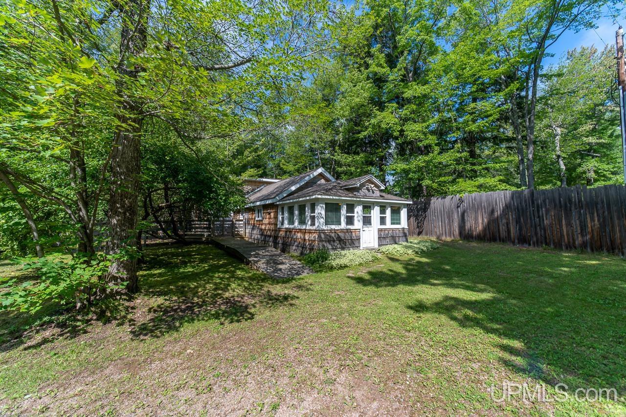 Au Train, Michigan, 49806, United States, 7 Bedrooms Bedrooms, ,7 BathroomsBathrooms,Residential,Active,2015448