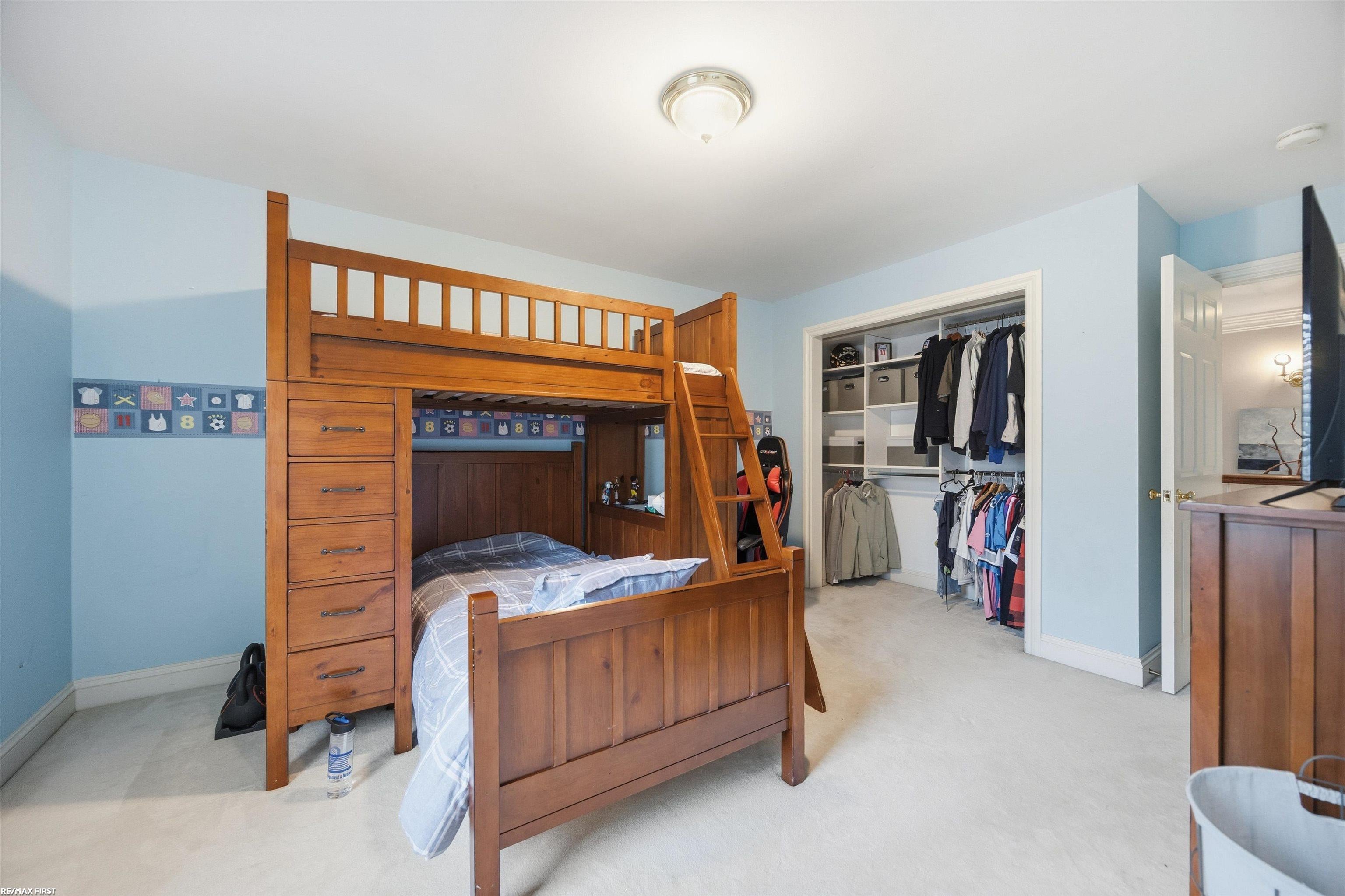 Bloomfield Hills, Michigan, 48301, United States, 5 Bedrooms Bedrooms, ,5 BathroomsBathrooms,Residential,Active,1985866