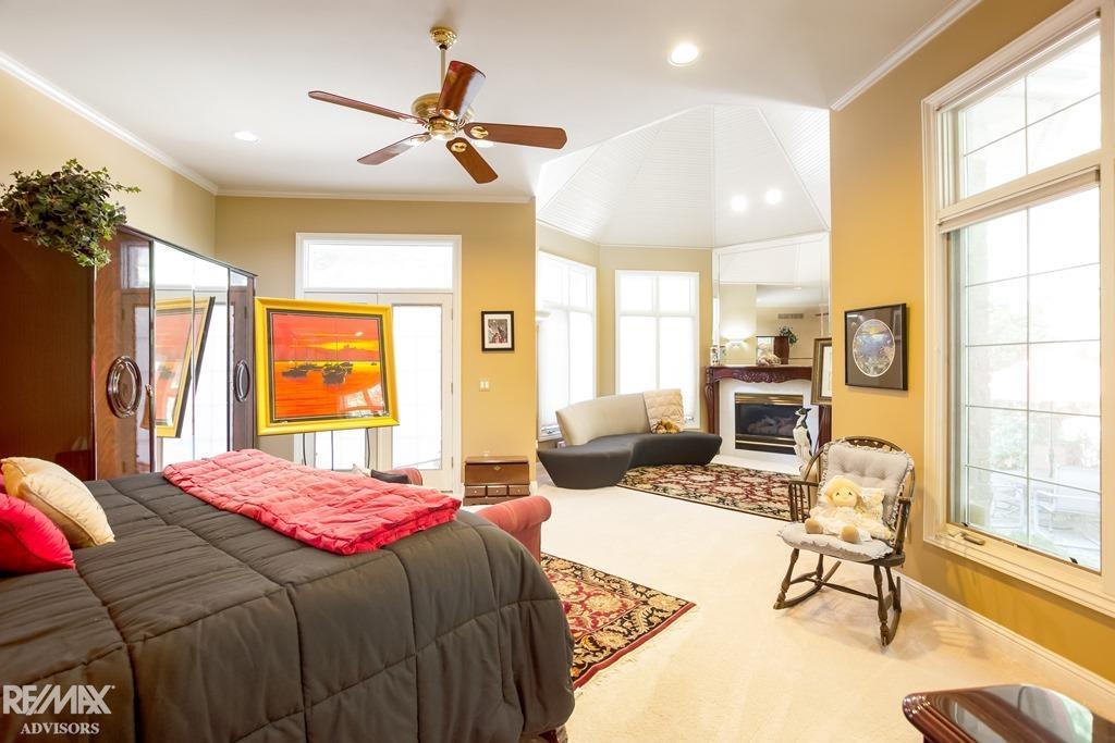 Shelby Twp, Michigan, 48315, United States, 4 Bedrooms Bedrooms, ,6 BathroomsBathrooms,Residential,Active,1926666