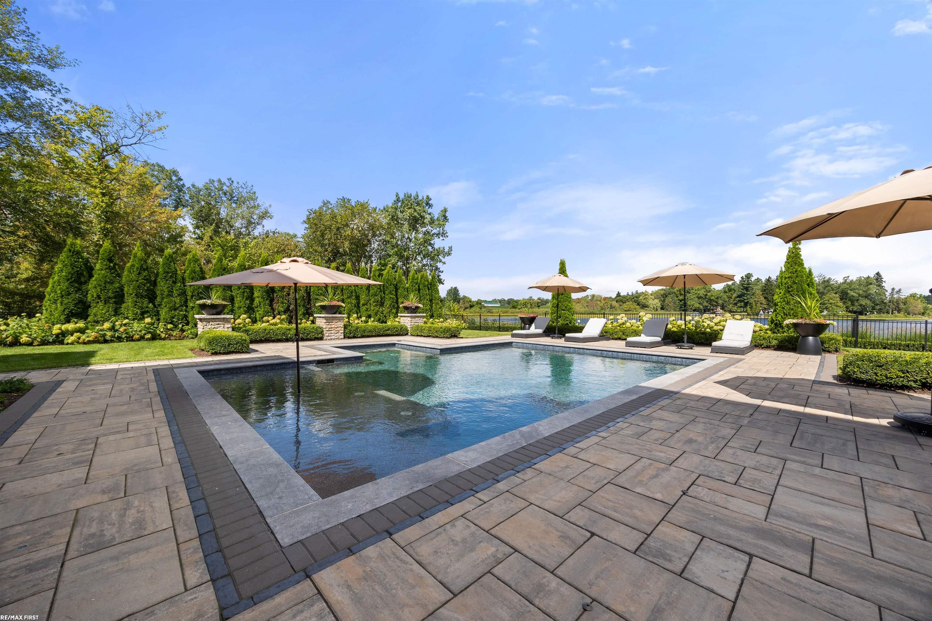 Washington, Michigan, 48095, United States, 4 Bedrooms Bedrooms, ,9 BathroomsBathrooms,Residential,Active,1945066