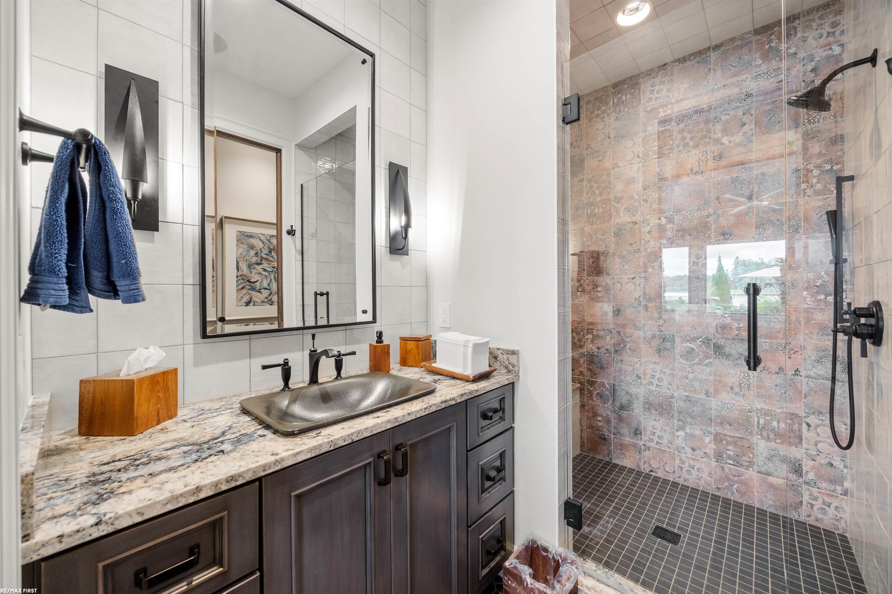 Washington, Michigan, 48095, United States, 4 Bedrooms Bedrooms, ,9 BathroomsBathrooms,Residential,Active,1945066