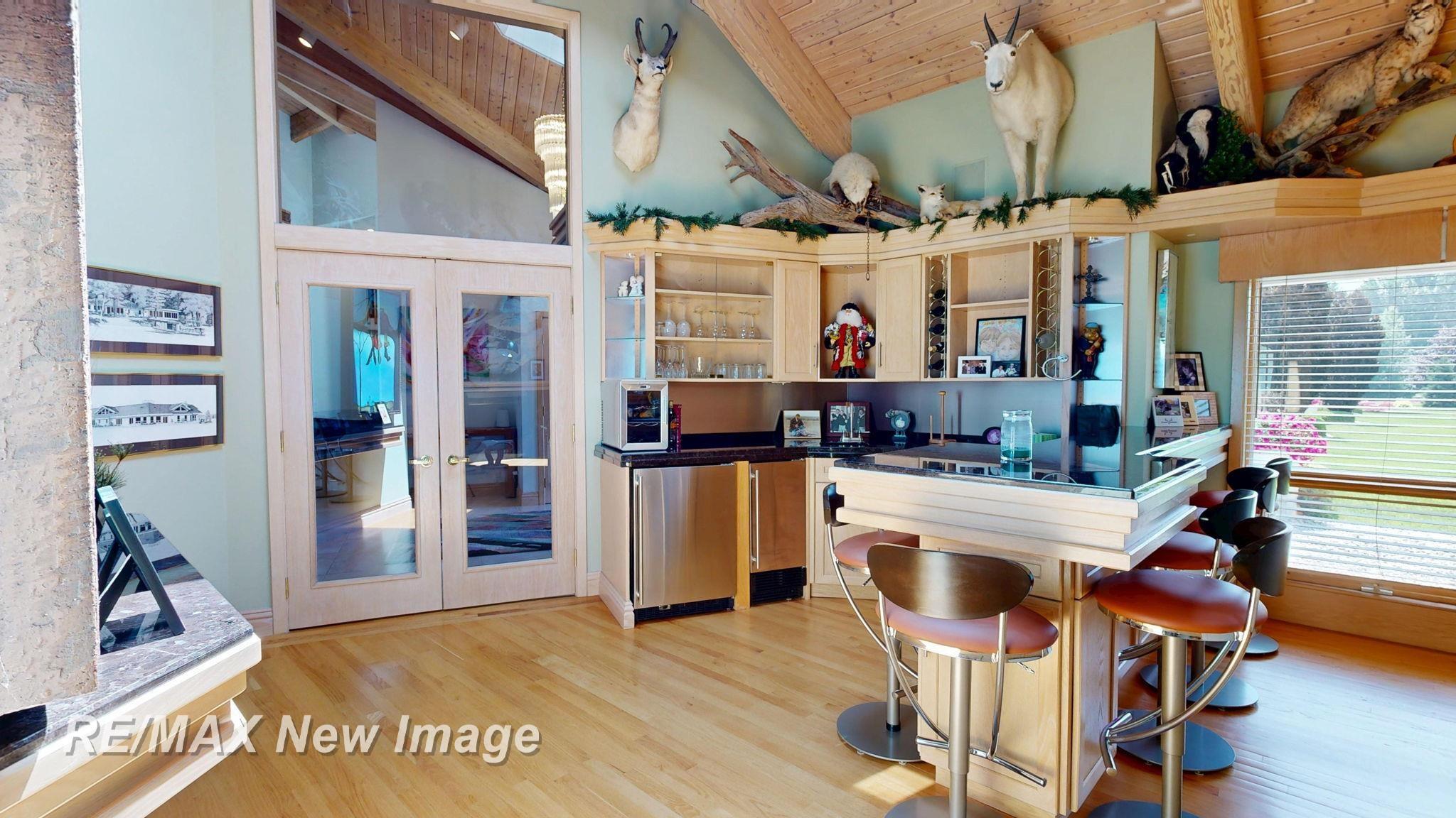 Saginaw, Michigan, 48609, United States, 3 Bedrooms Bedrooms, ,4 BathroomsBathrooms,Residential,Active,1999939