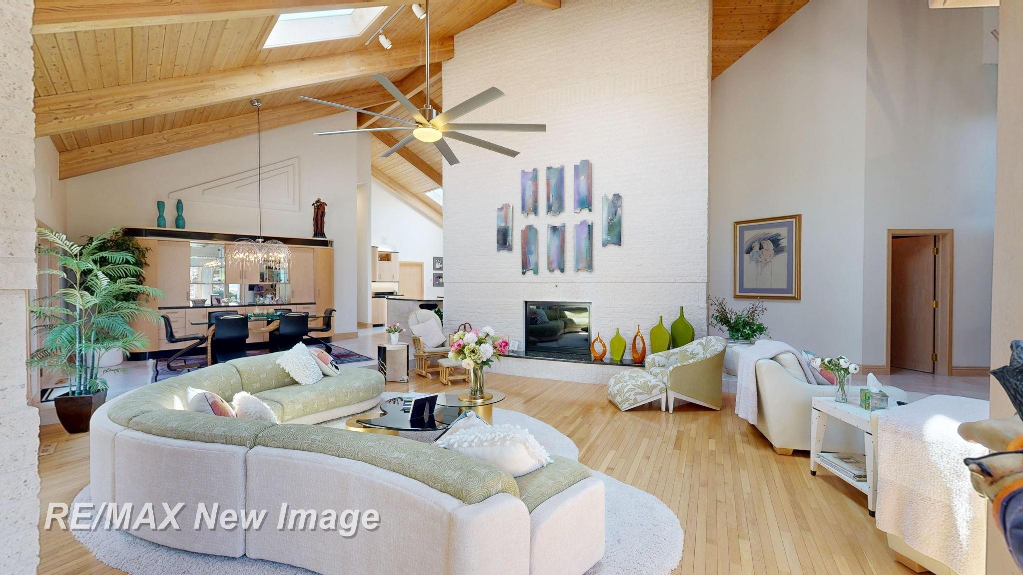 Saginaw, Michigan, 48609, United States, 3 Bedrooms Bedrooms, ,4 BathroomsBathrooms,Residential,Active,1894554