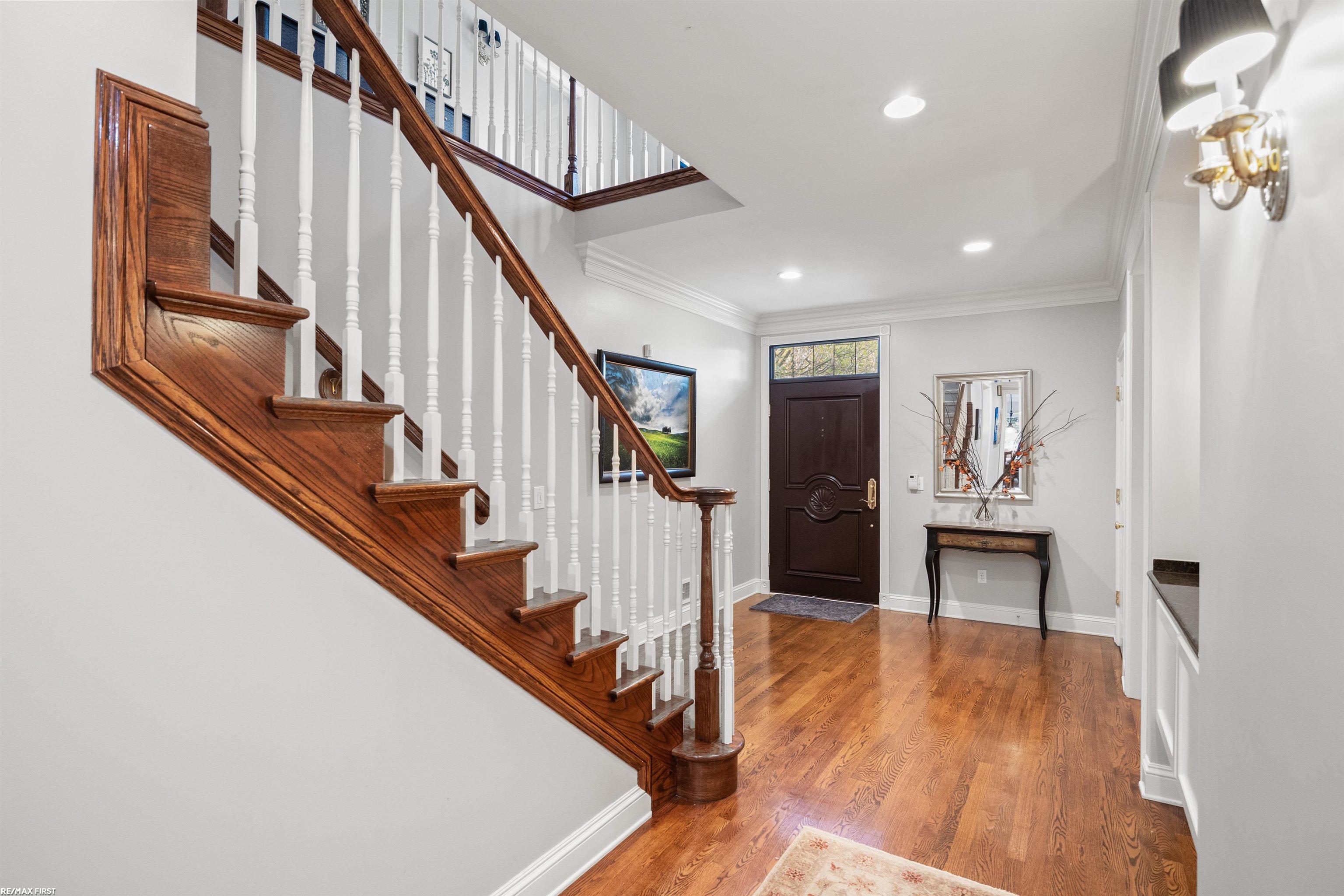 Bloomfield Hills, Michigan, 48301, United States, 5 Bedrooms Bedrooms, ,5 BathroomsBathrooms,Residential,Active,1985866